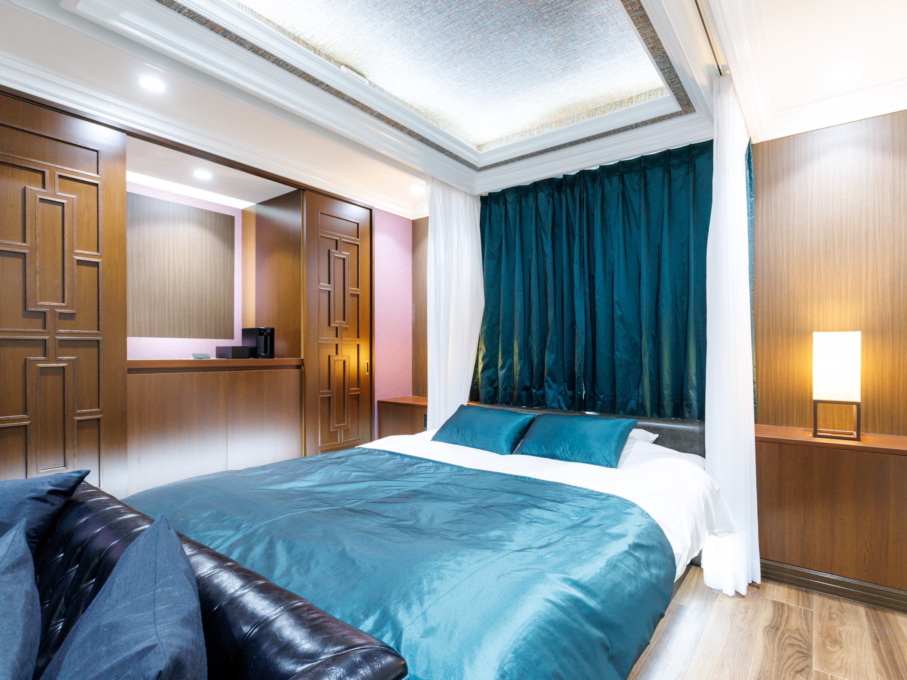 【禁煙】スーペリアダブル(カラオケ付)