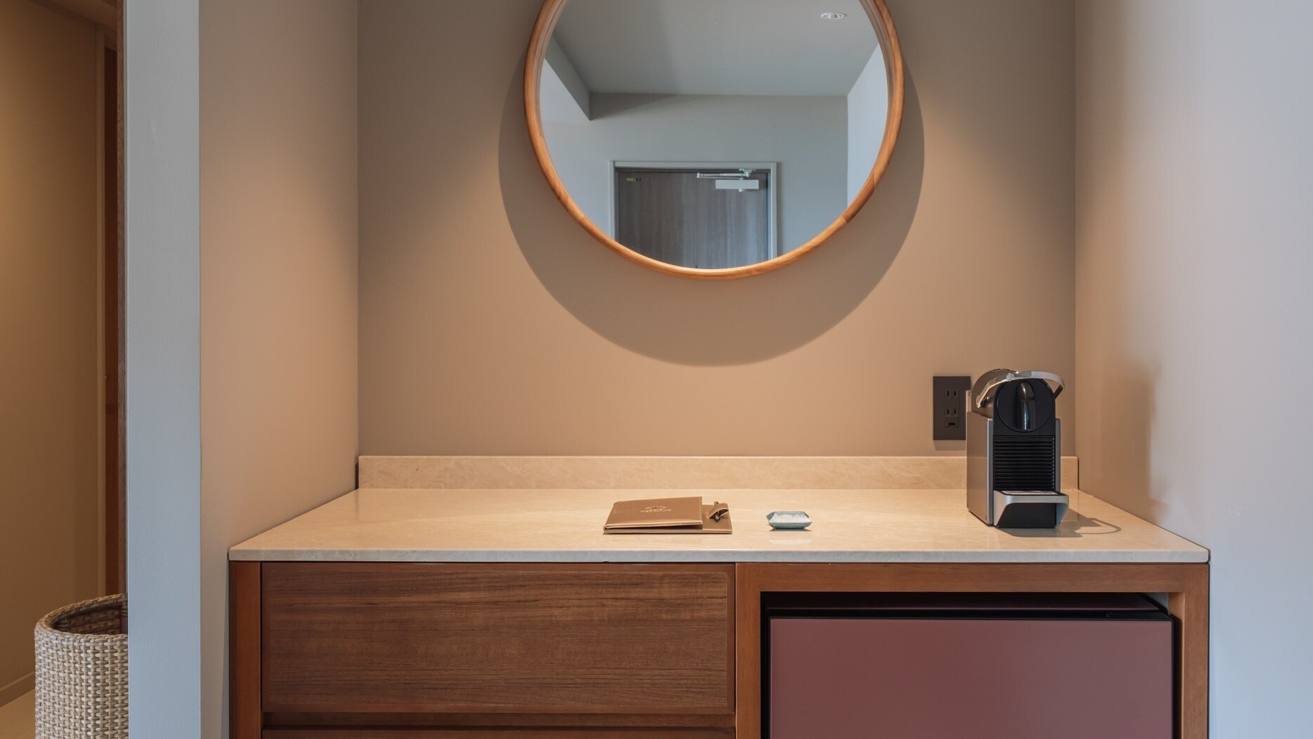 客室_アカスイート2ベッドルーム_A2B_R401