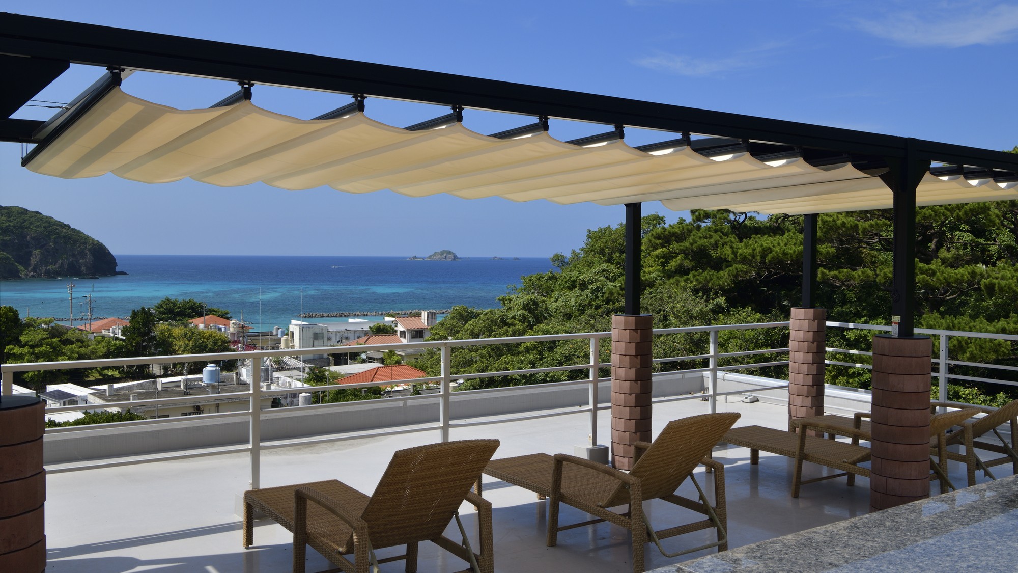 ルーフトップテラス