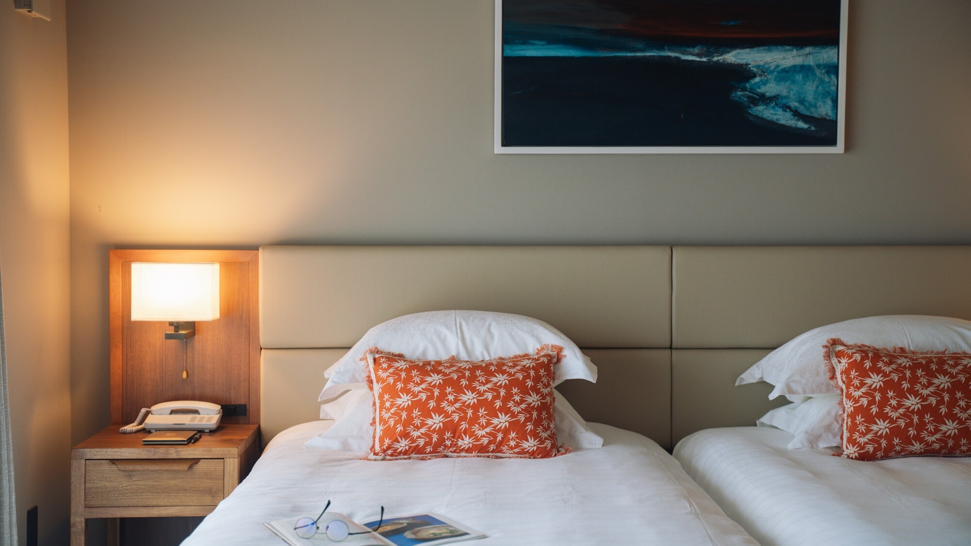 客室_モデレートツイン_AMT_R403