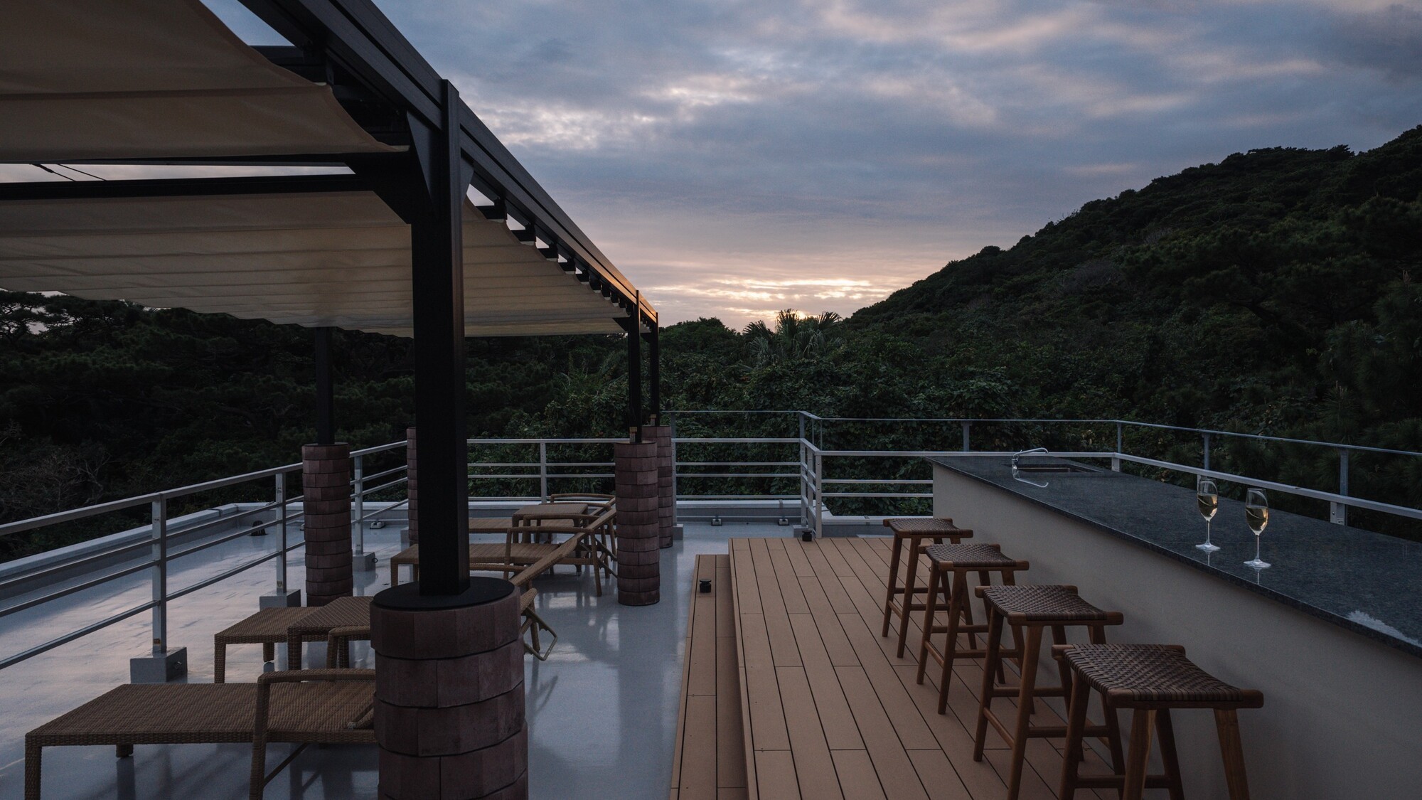 ルーフトップテラス