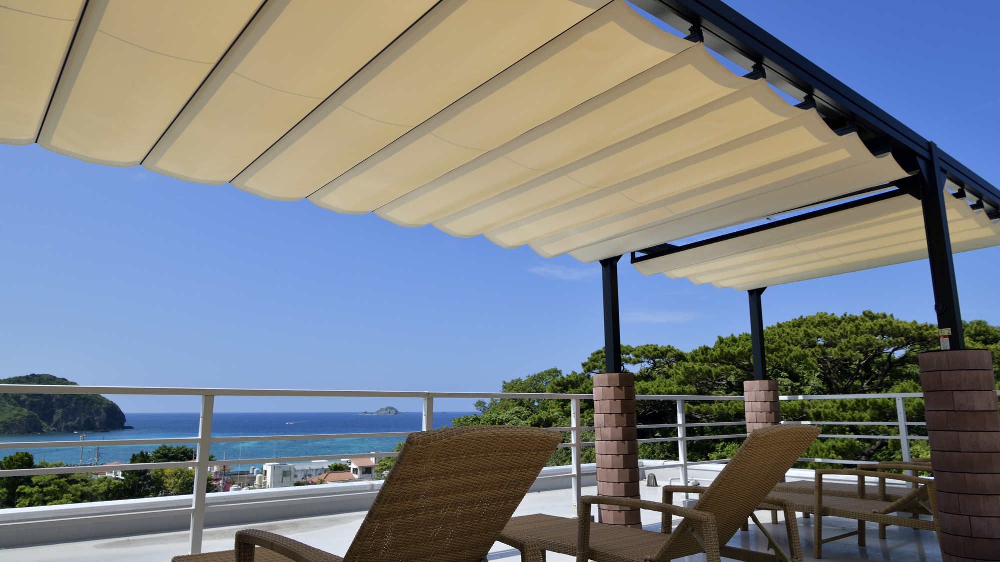 ルーフトップテラス