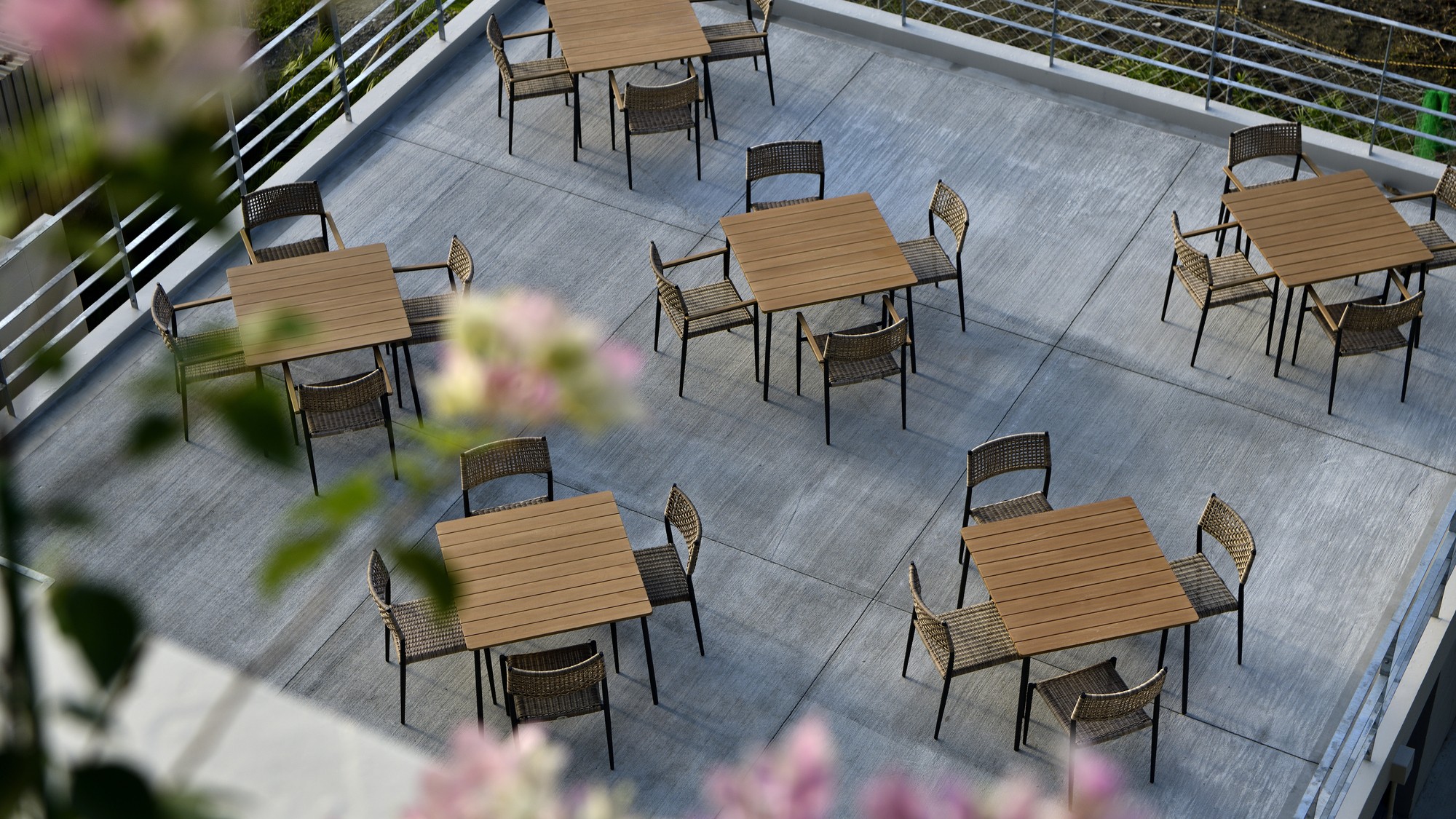 レセプション＆レストラン