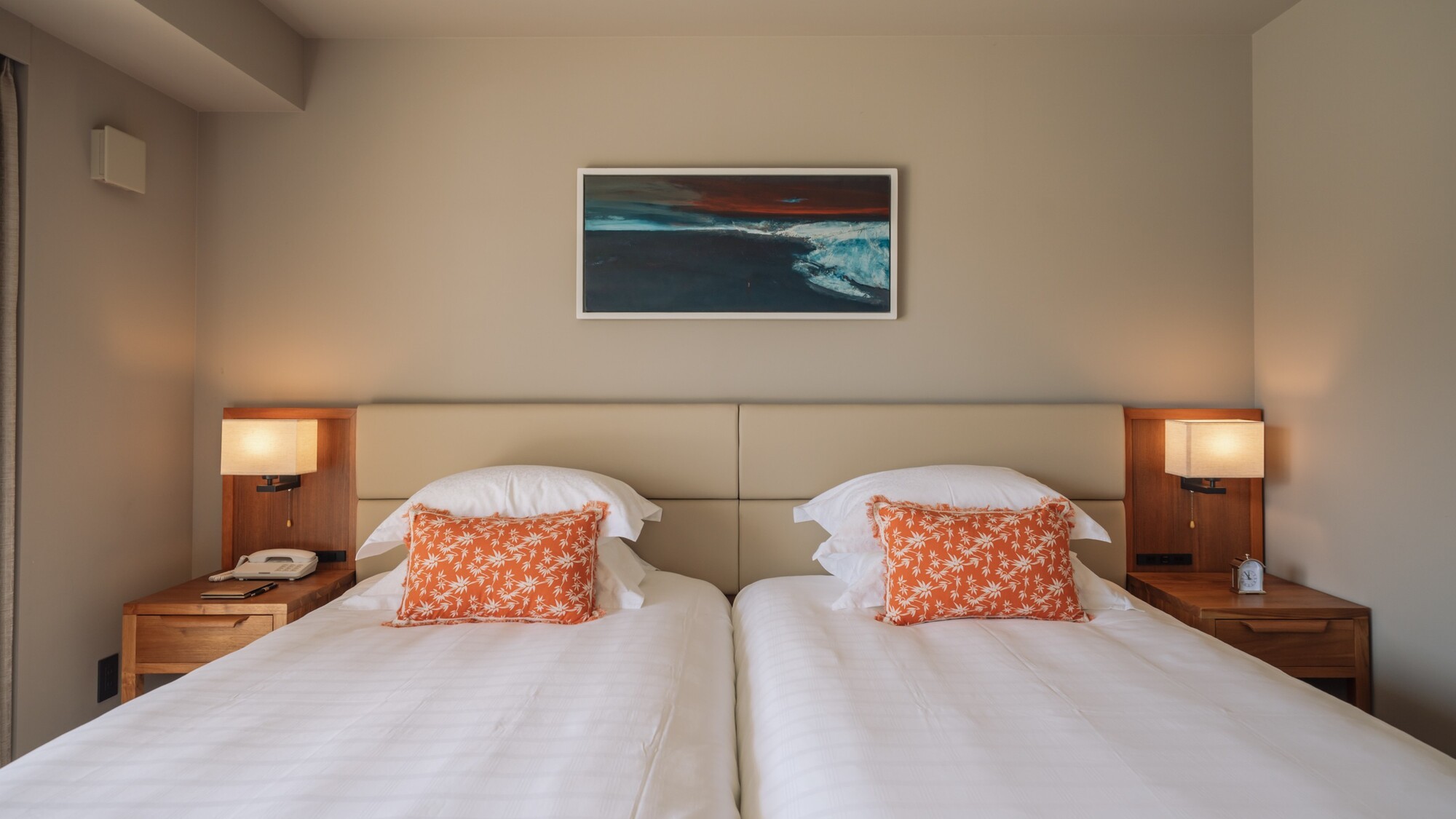 客室_モデレートツイン_AMT_R403