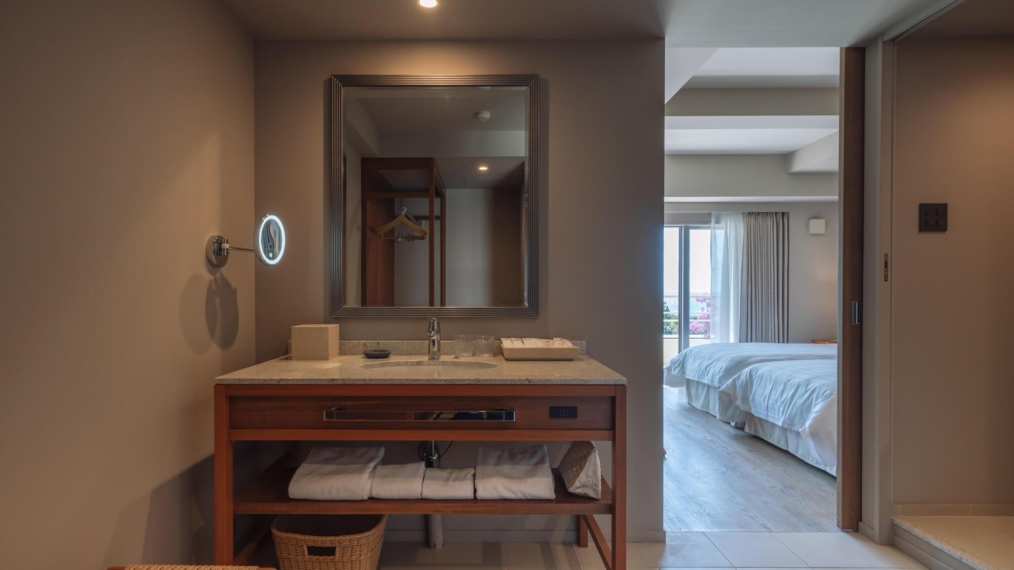 客室_モデレートツイン_AMT_R403