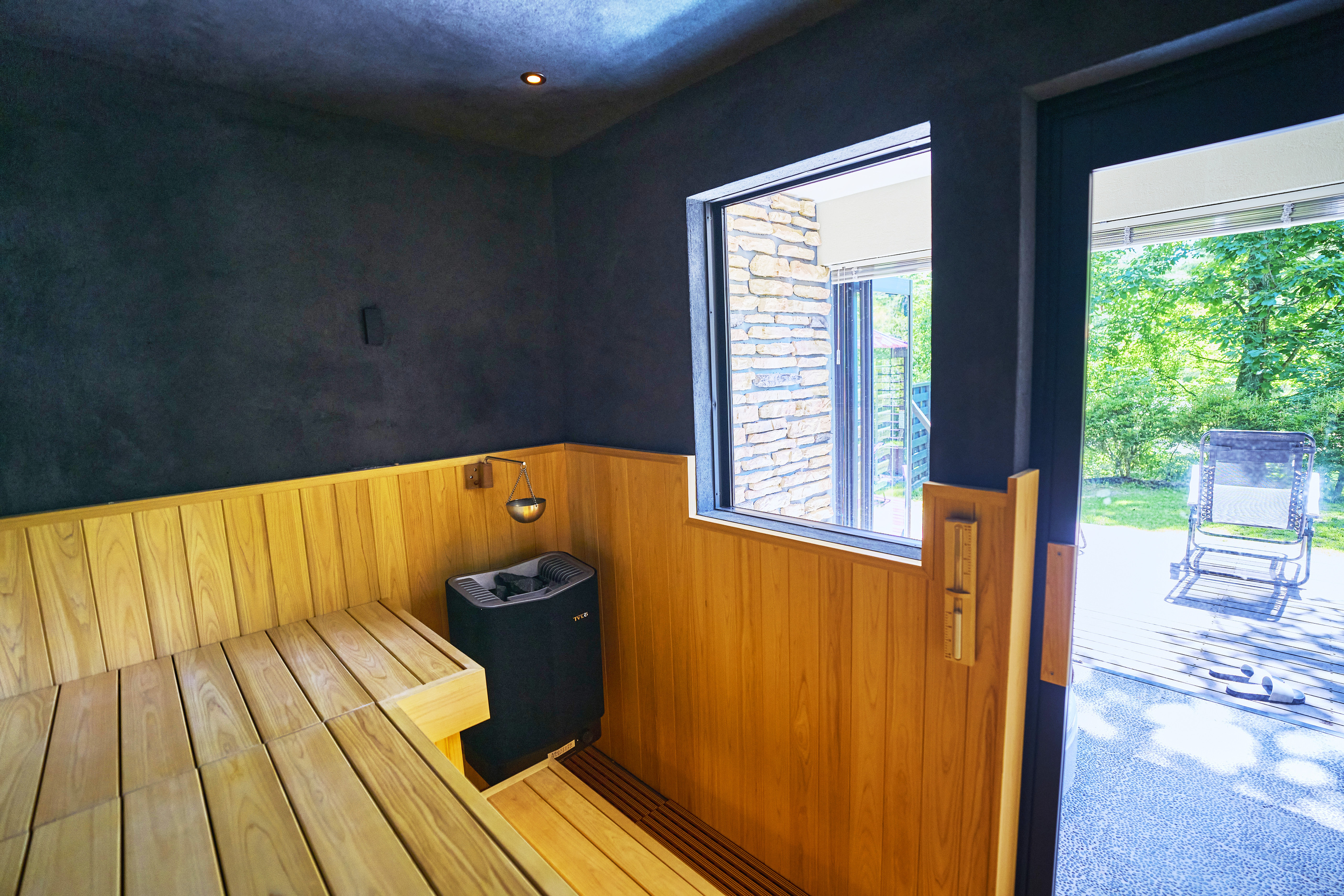 【ヤマボウシ】サウナ