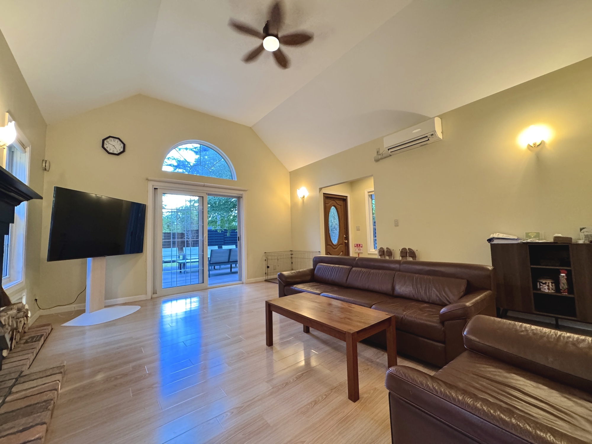 【アカマツ】リビング