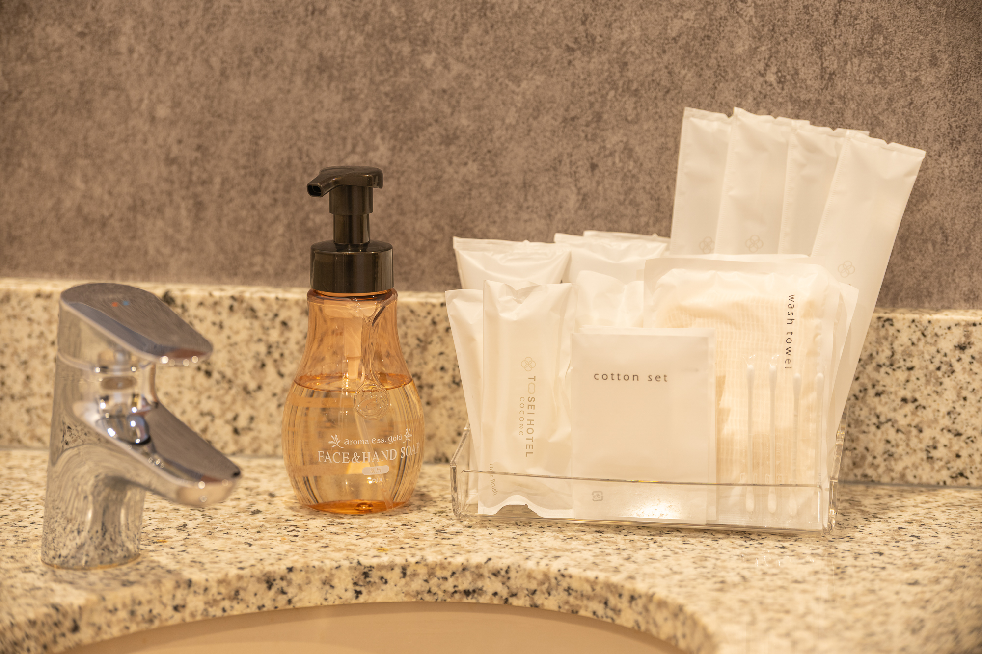 アメニティはお部屋にご用意してございます。