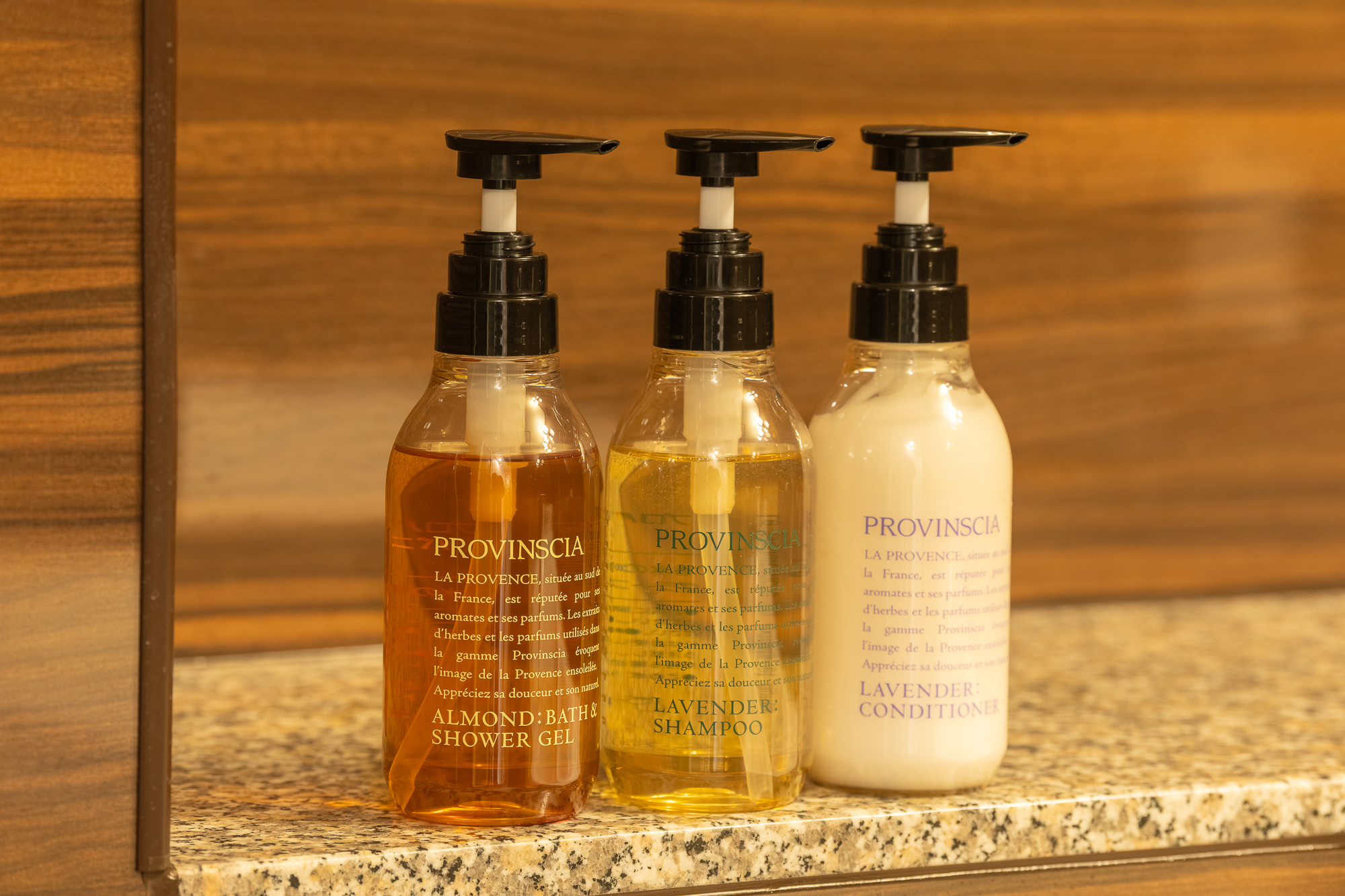 シャンプー/コンディショナー/ボディソープ