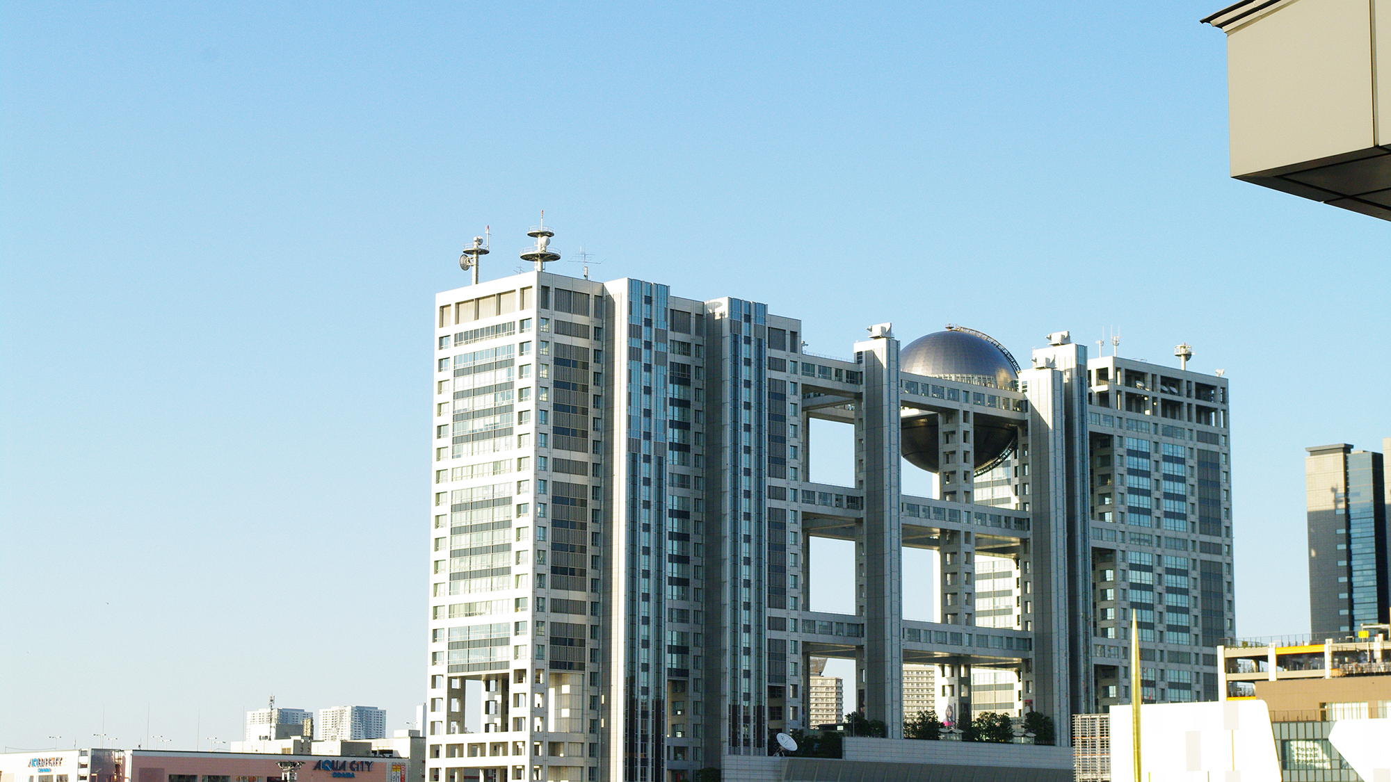 周辺観光｜お台場（公共交通機関で約30分）