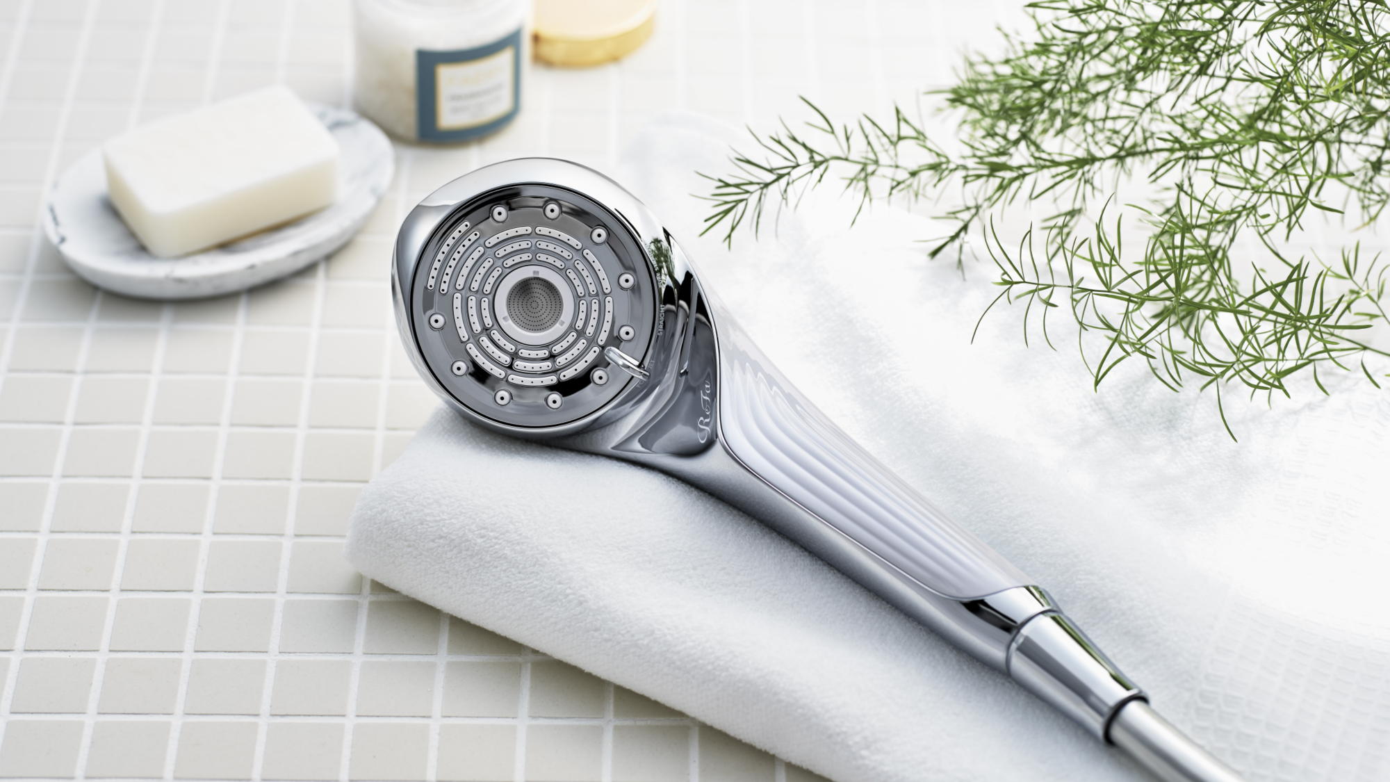 全客室にReFa FINE BUBBLE U導入