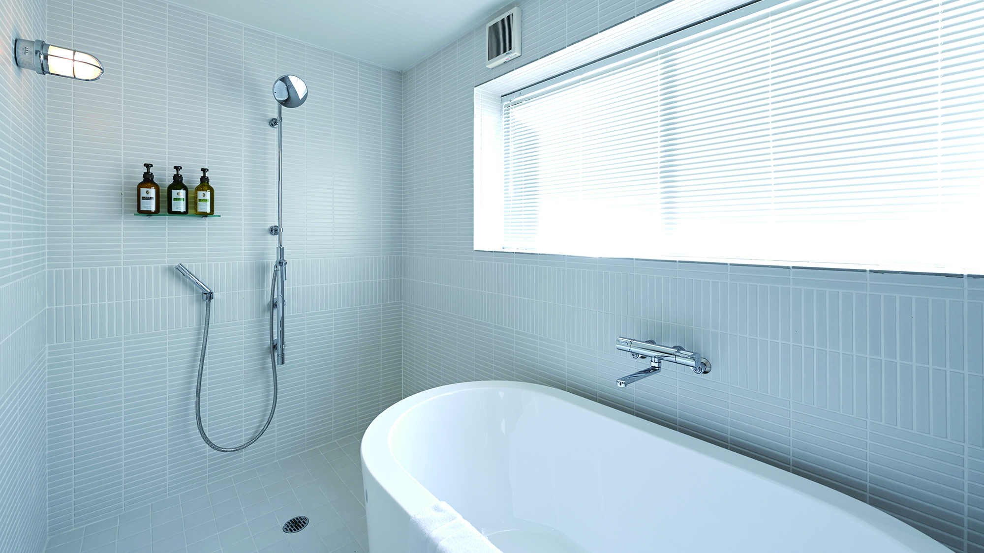 鈴 夢見坂 夢子（3階）