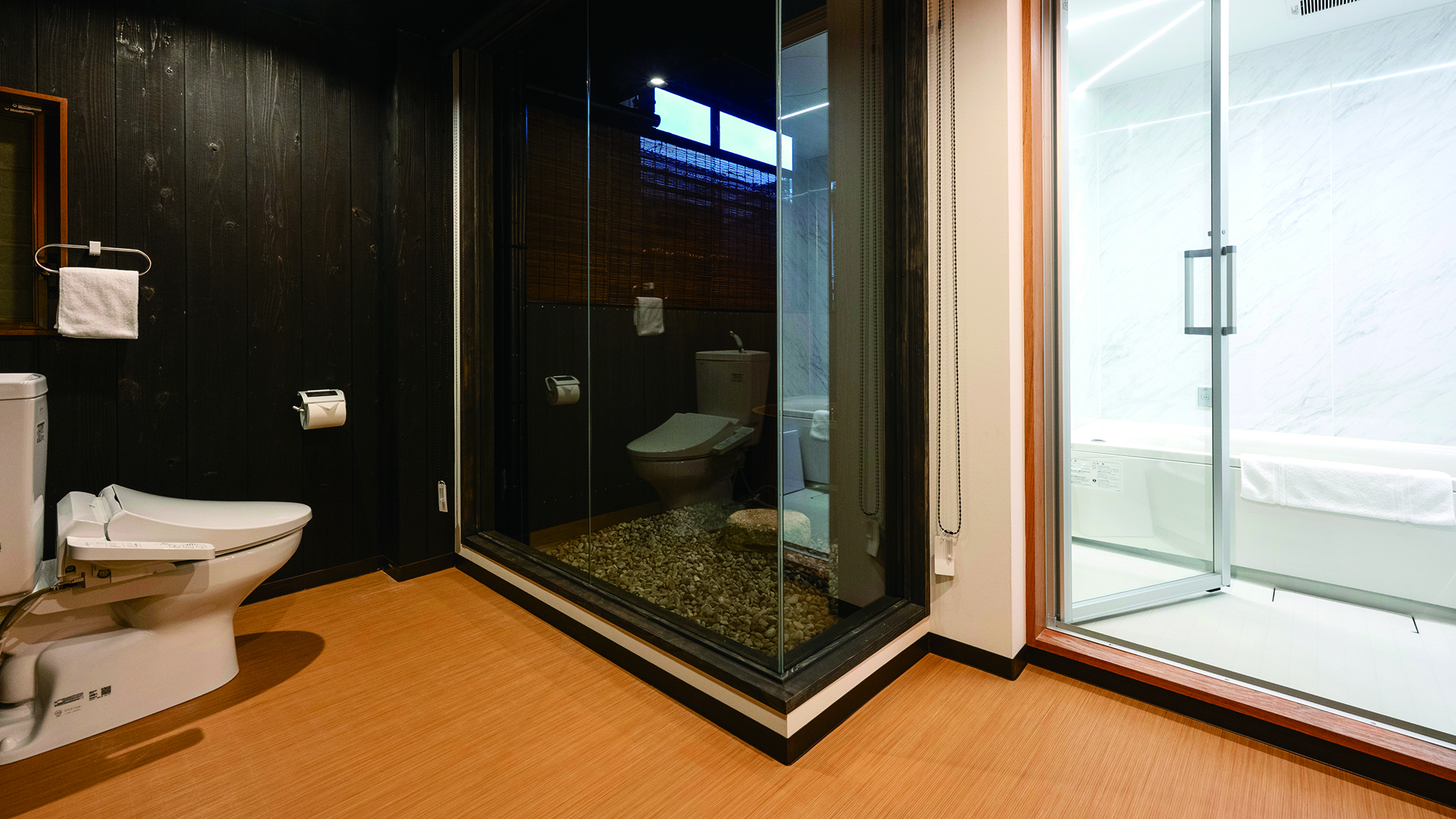 鈴 夢見坂 夢子（2階）