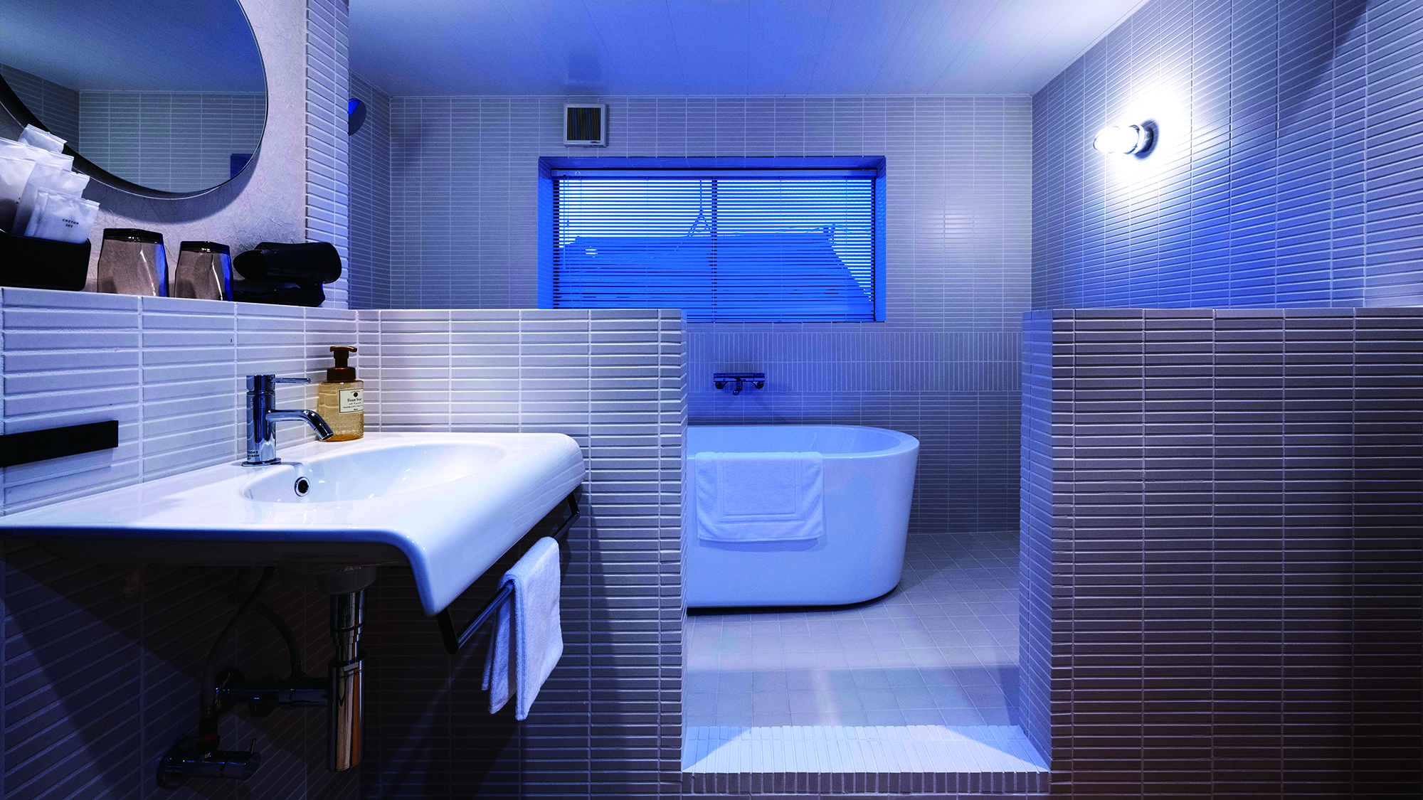 鈴 夢見坂 夢子（3階）