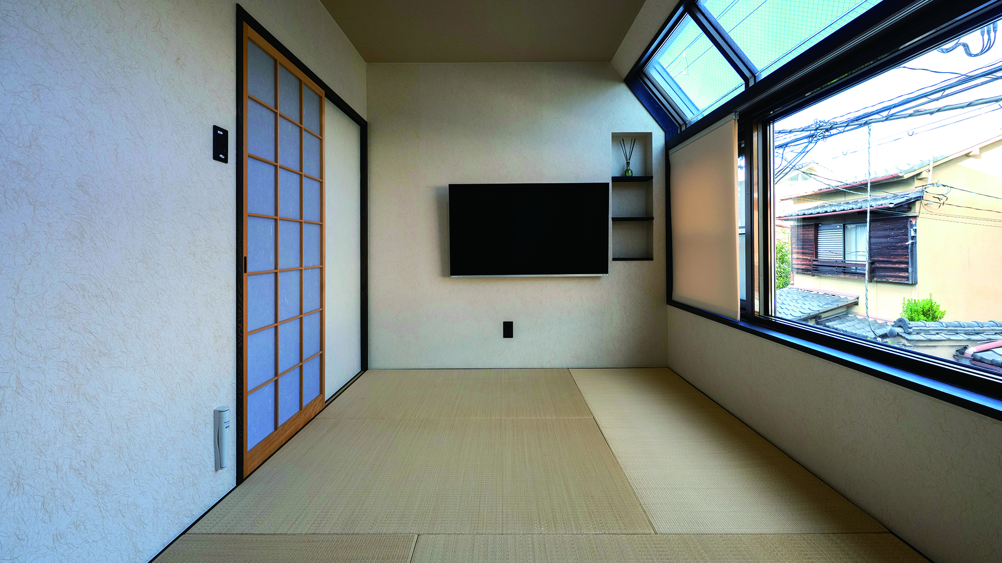 鈴 夢見坂 夢子（2階）