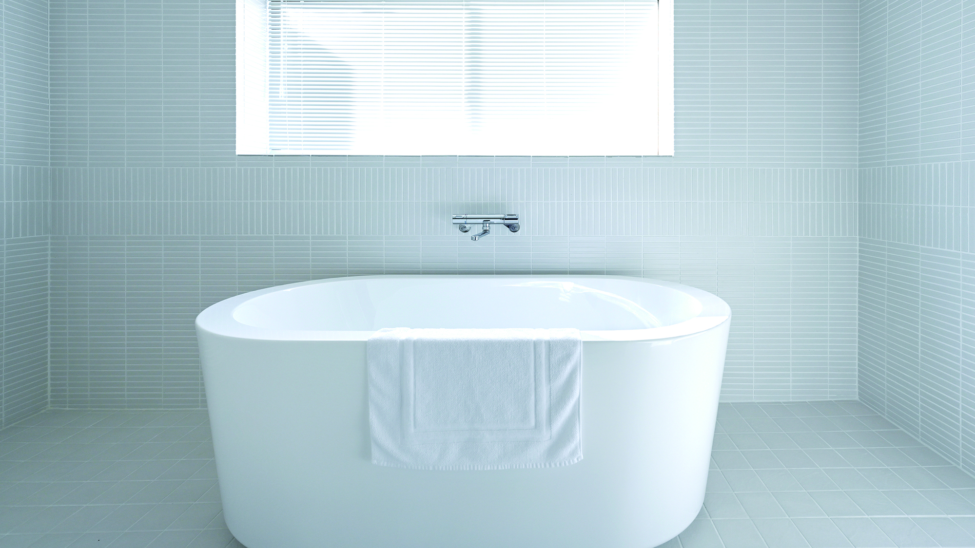 鈴 夢見坂 夢子（3階）