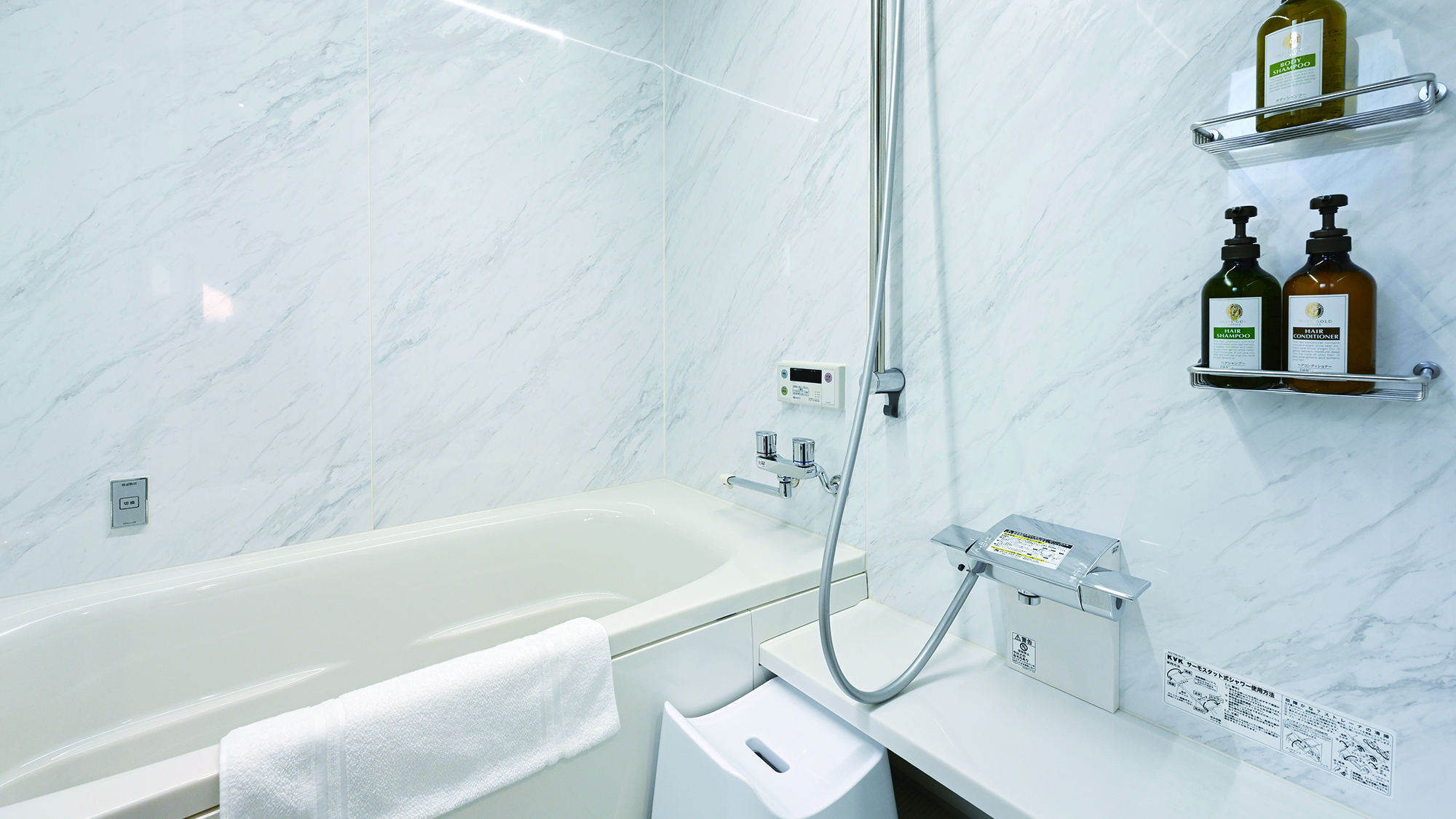 鈴 夢見坂 夢子（2階）