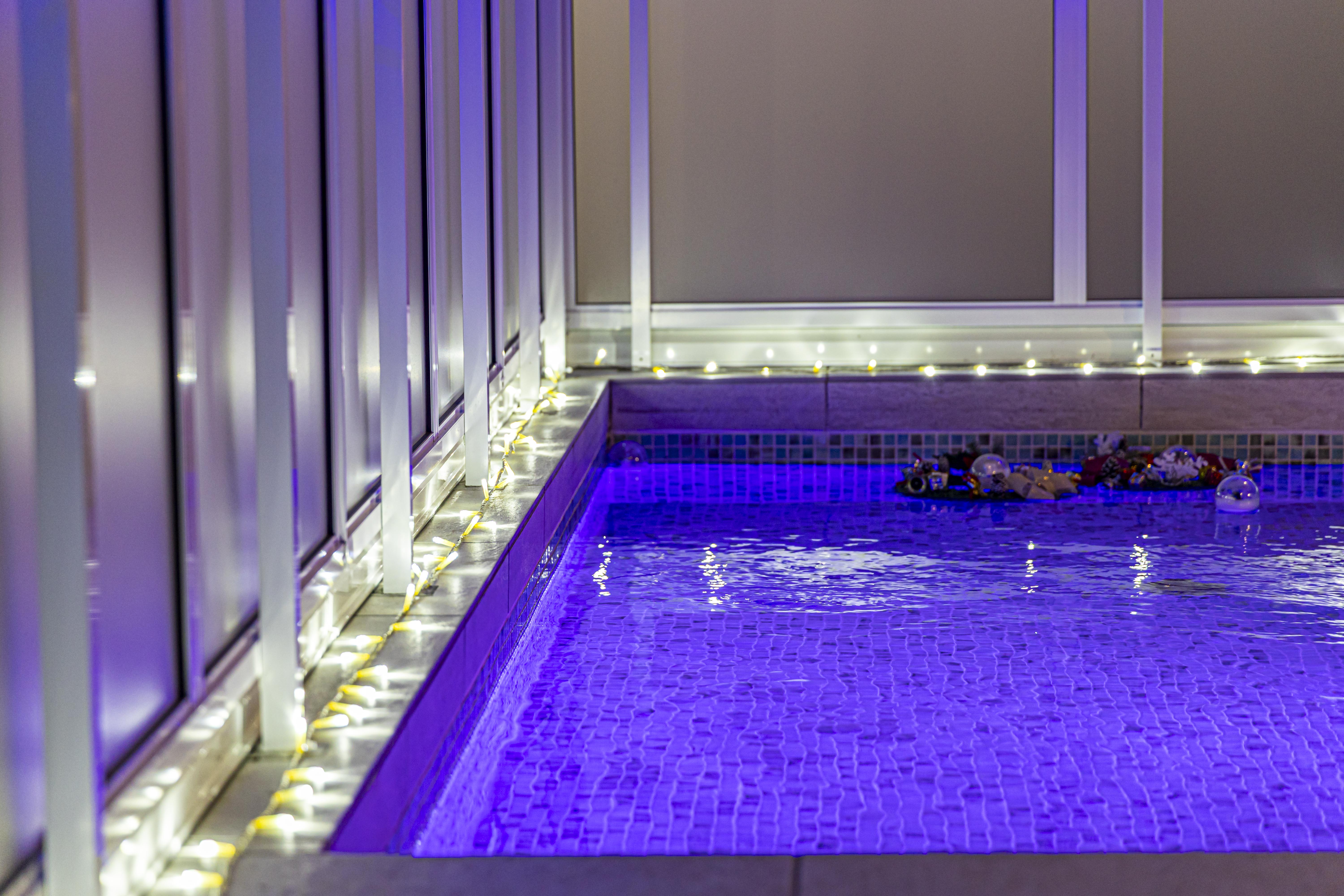 プール（イメージ）