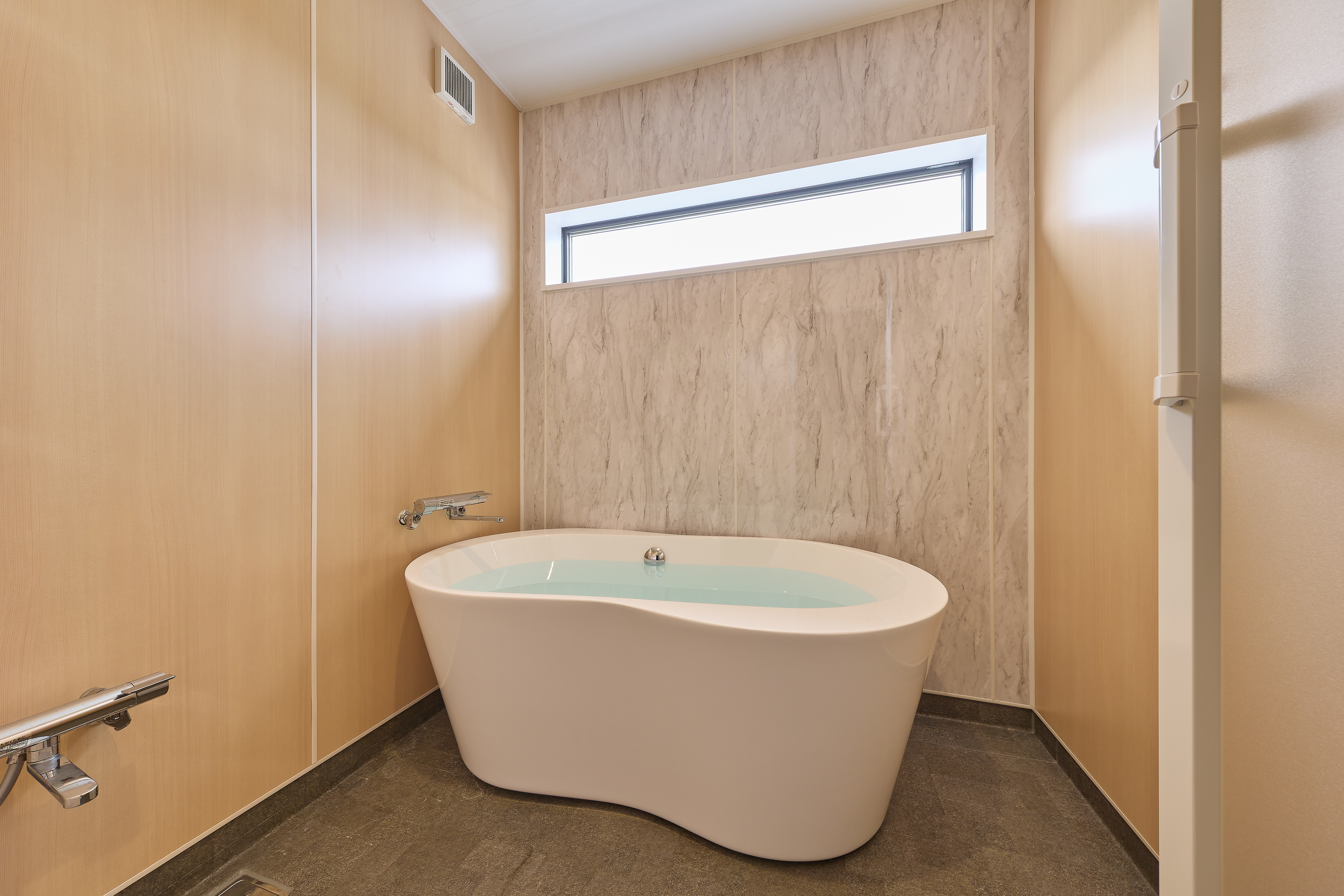 オーシャンジャグジー浴室