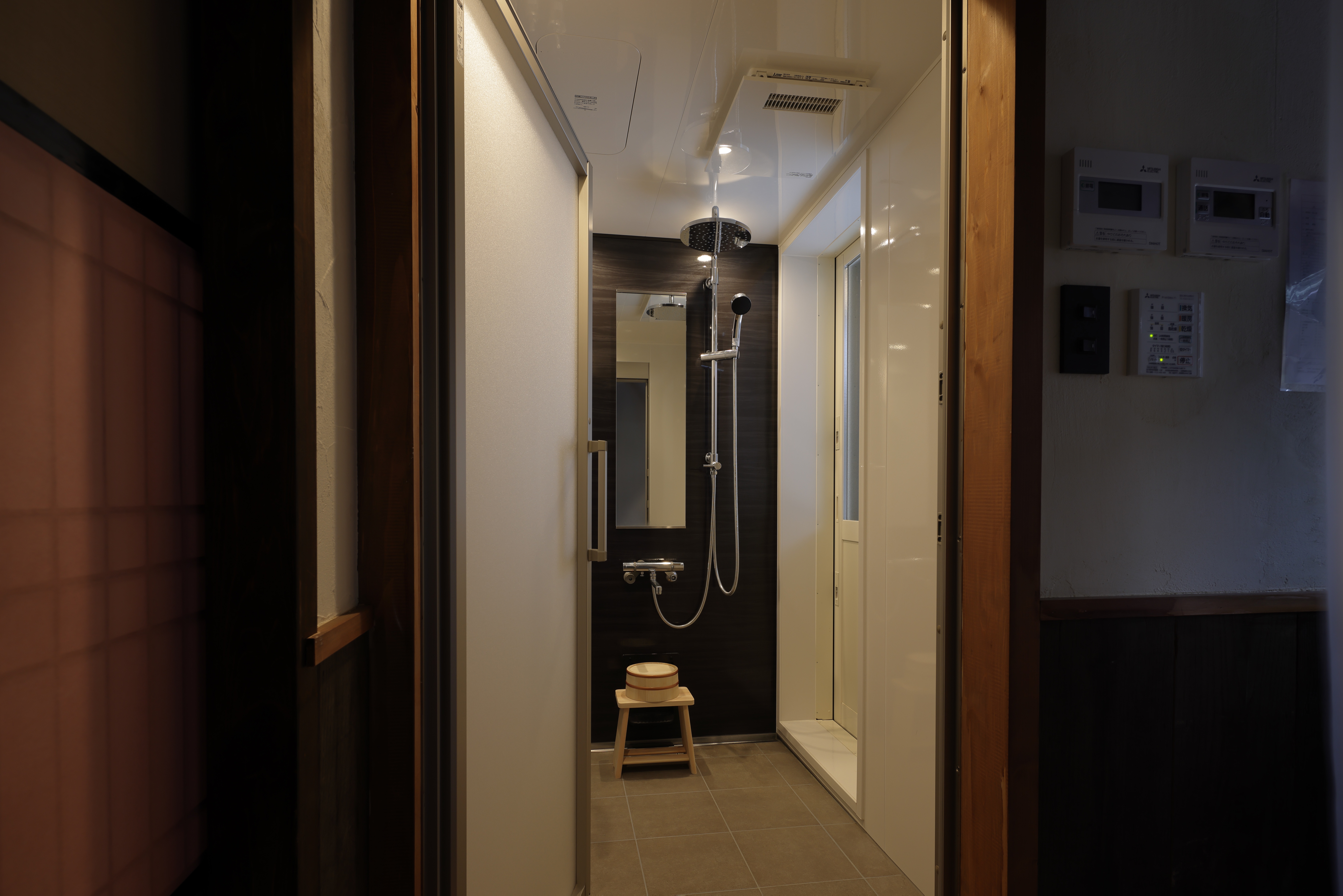 シャワールーム