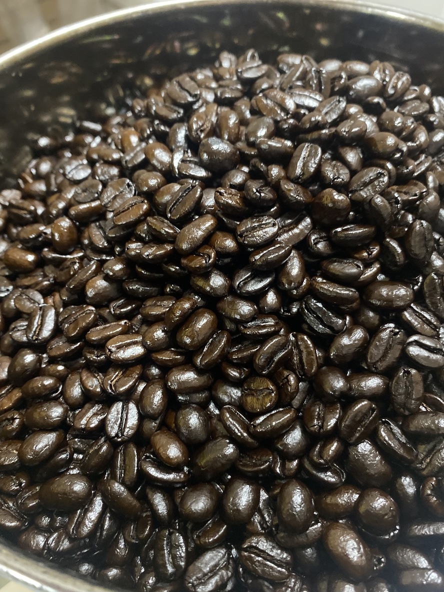 【平日限定・体験付き】旅先でまったりコーヒーの淹れ方レクチャー＆おやつ付き飲み比べ体験♪