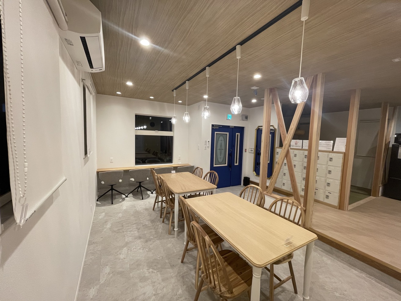 【平日限定・体験付き】旅先でまったりコーヒーの淹れ方レクチャー＆おやつ付き飲み比べ体験♪