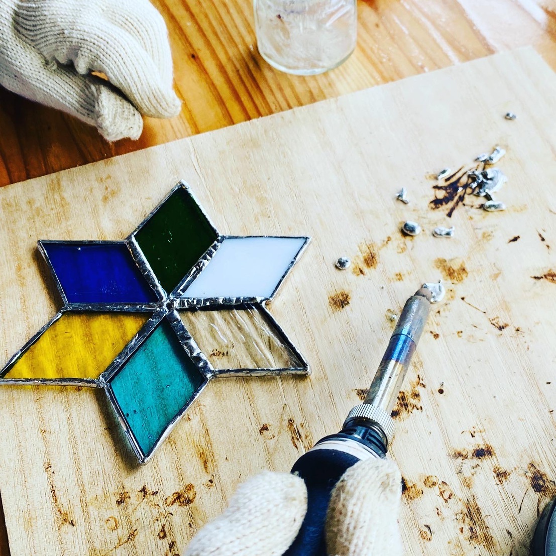 【体験付き】ステンドグラスで星のオーナメントを作ろう！