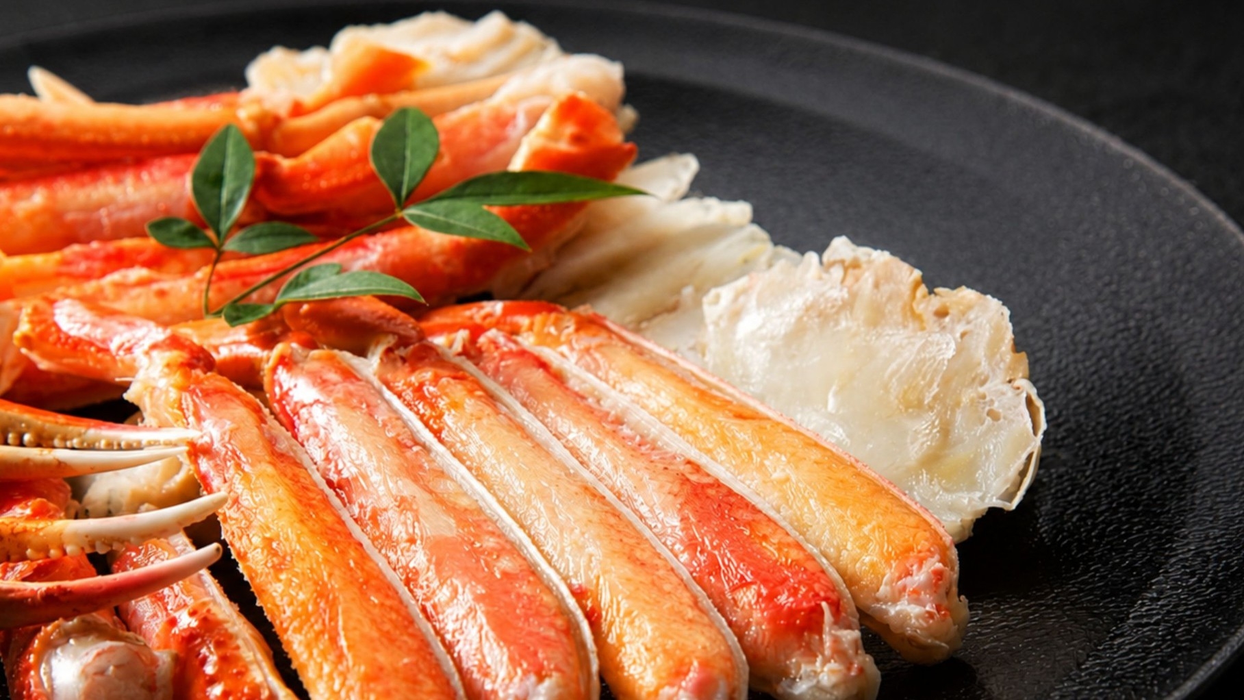 【夕食付｜牡蠣・カニ食べ放題】冬の上級グルメ★大好評≫「本ズワイ蟹」海鮮を食べ尽くす♪｜全29品
