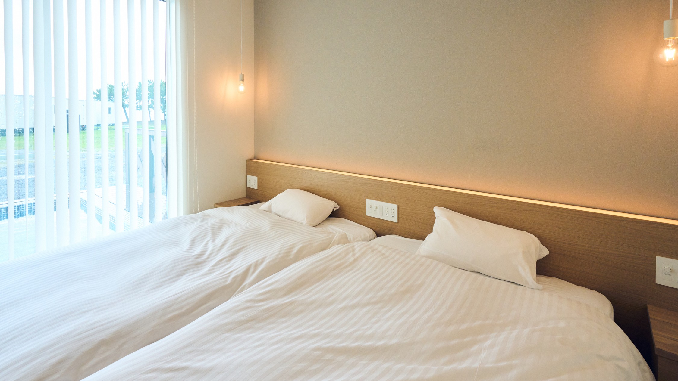 木の温もりを感じられる北欧モダンなナチュラルな雰囲気が漂います。