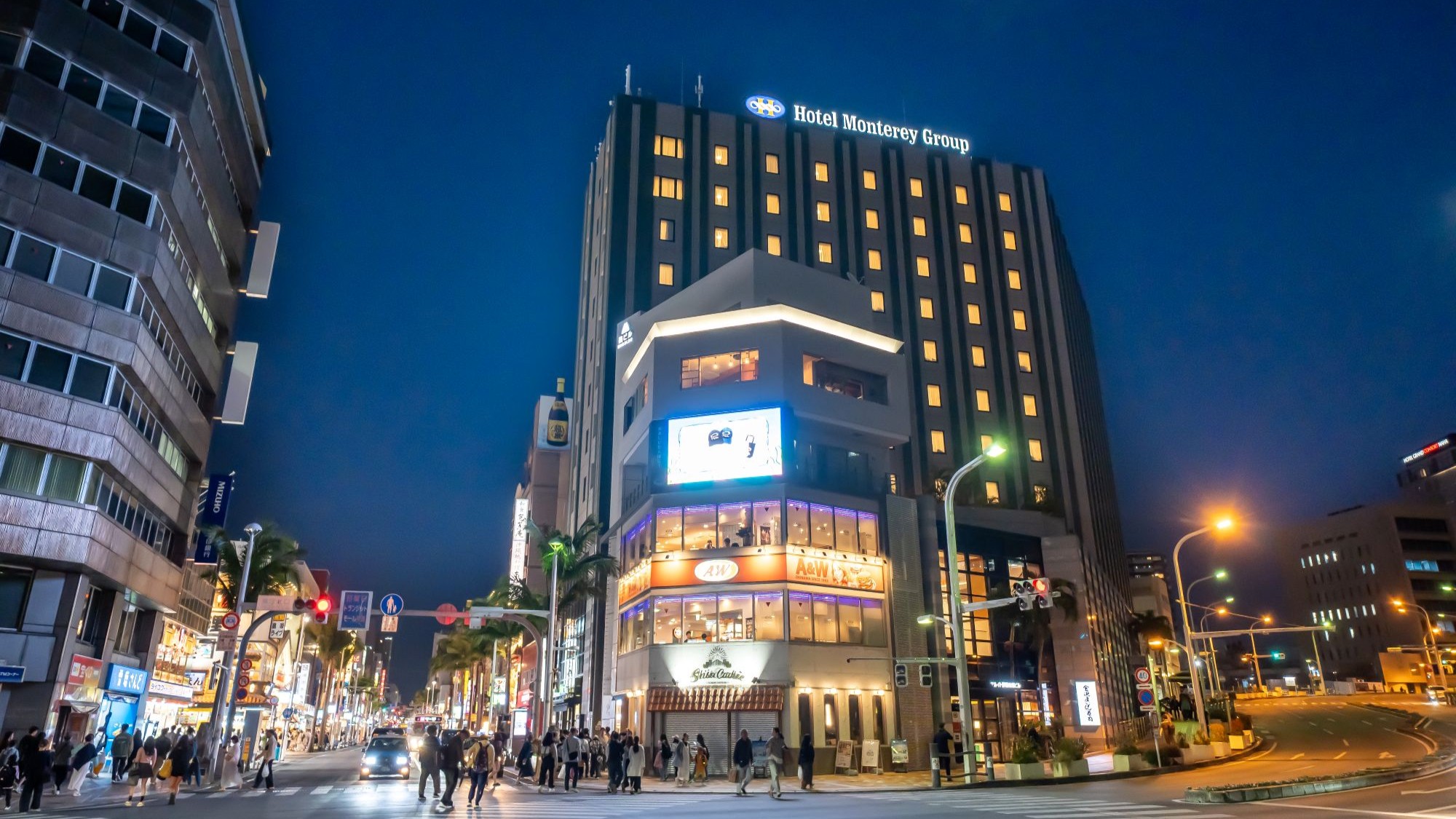 外観（夜のイメージ）