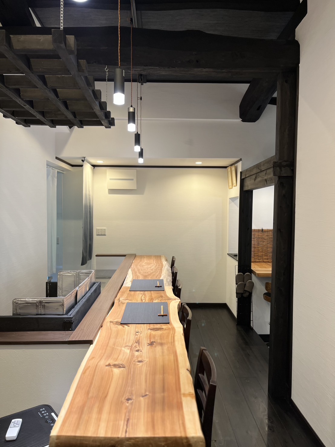 囲炉裏のカウンター