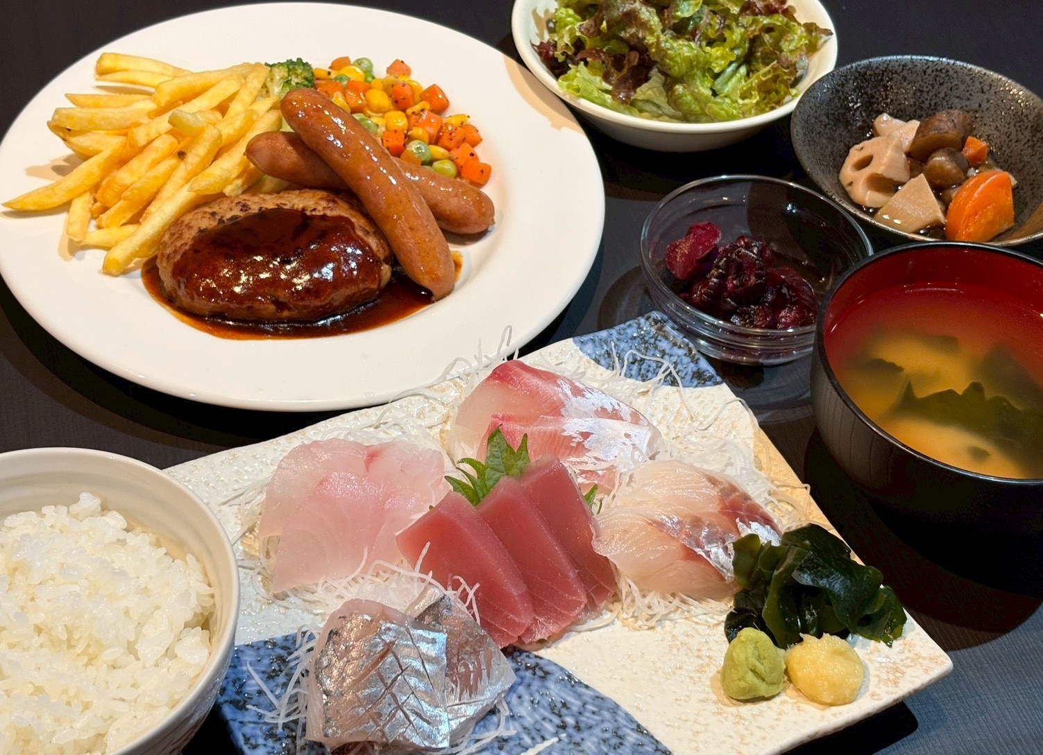 【春SALE】地魚お刺身＆ハンバーグ定食付プラン（夕食付）