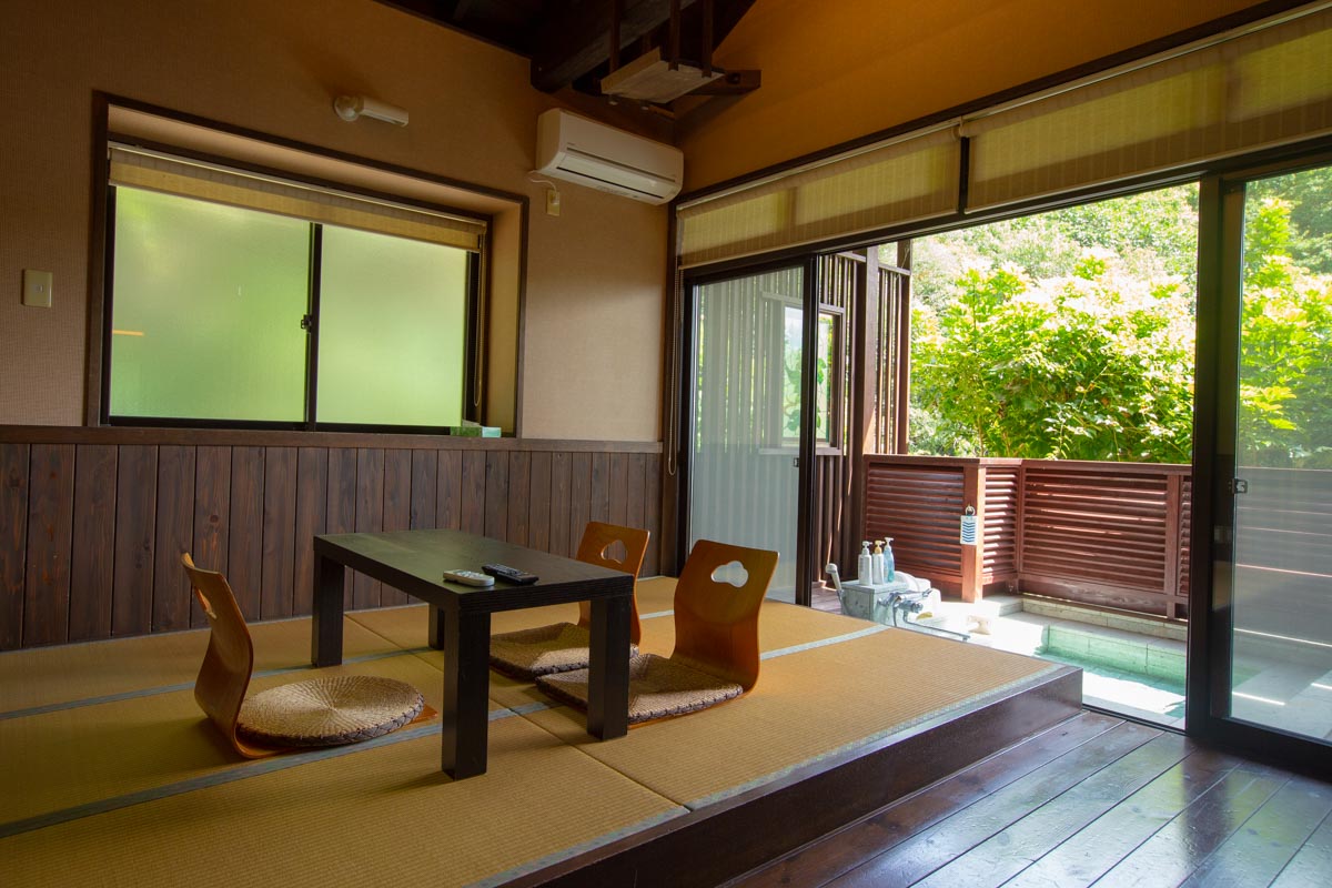 露天風呂付和室（バス・トイレ付）