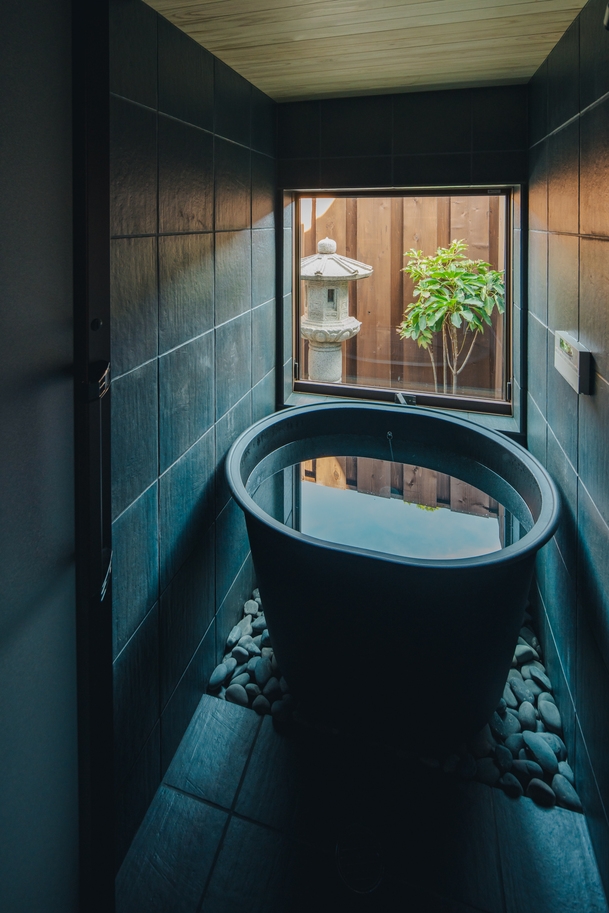 【素泊まり一棟貸切プラン】一日一組限定！広々日本家屋と庭園美、五右衛門風呂を堪能