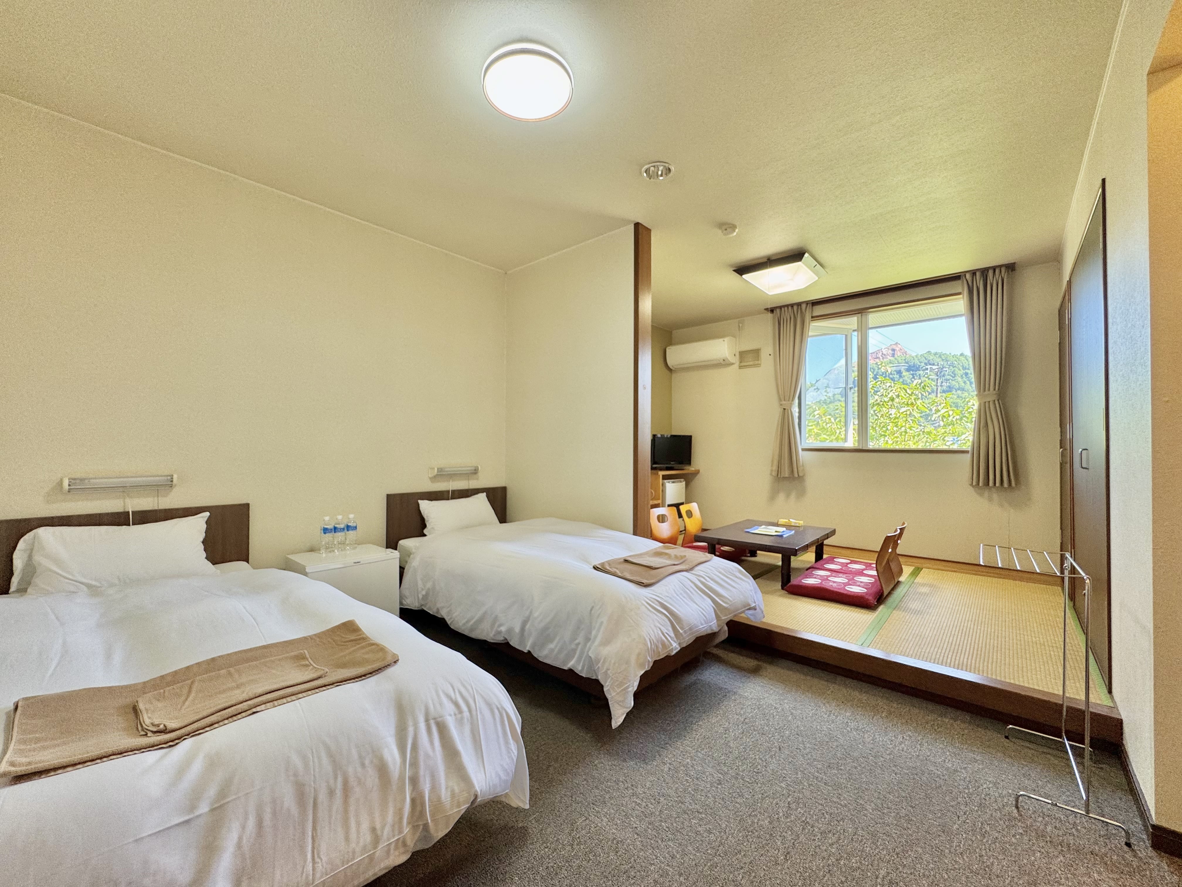 和洋室ファミリールーム（トイレ付・4名様）