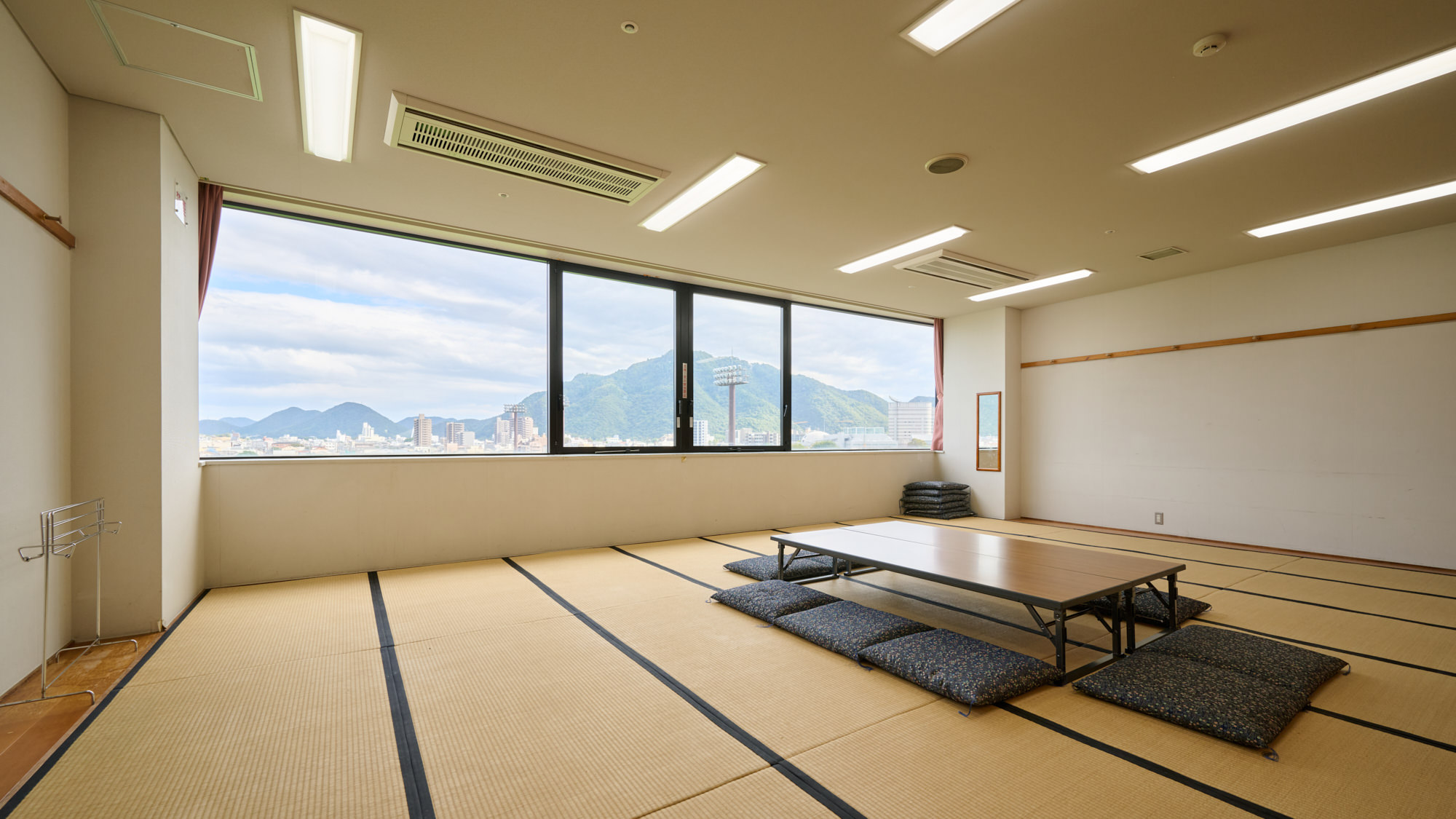 【禁煙】和室3～11名部屋（バス・トイレ共用）