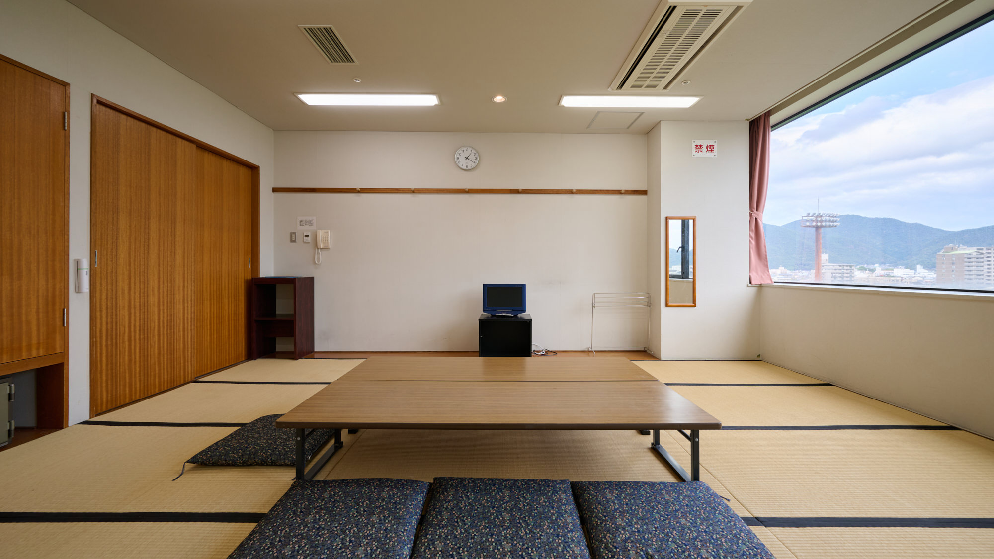 【禁煙】和室3～7名部屋（バス・トイレ共用）