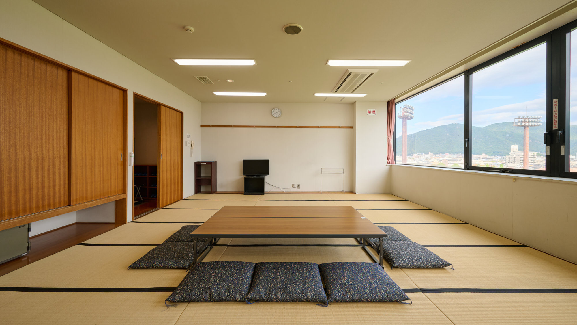 【禁煙】和室3～11名部屋（バス・トイレ共用）