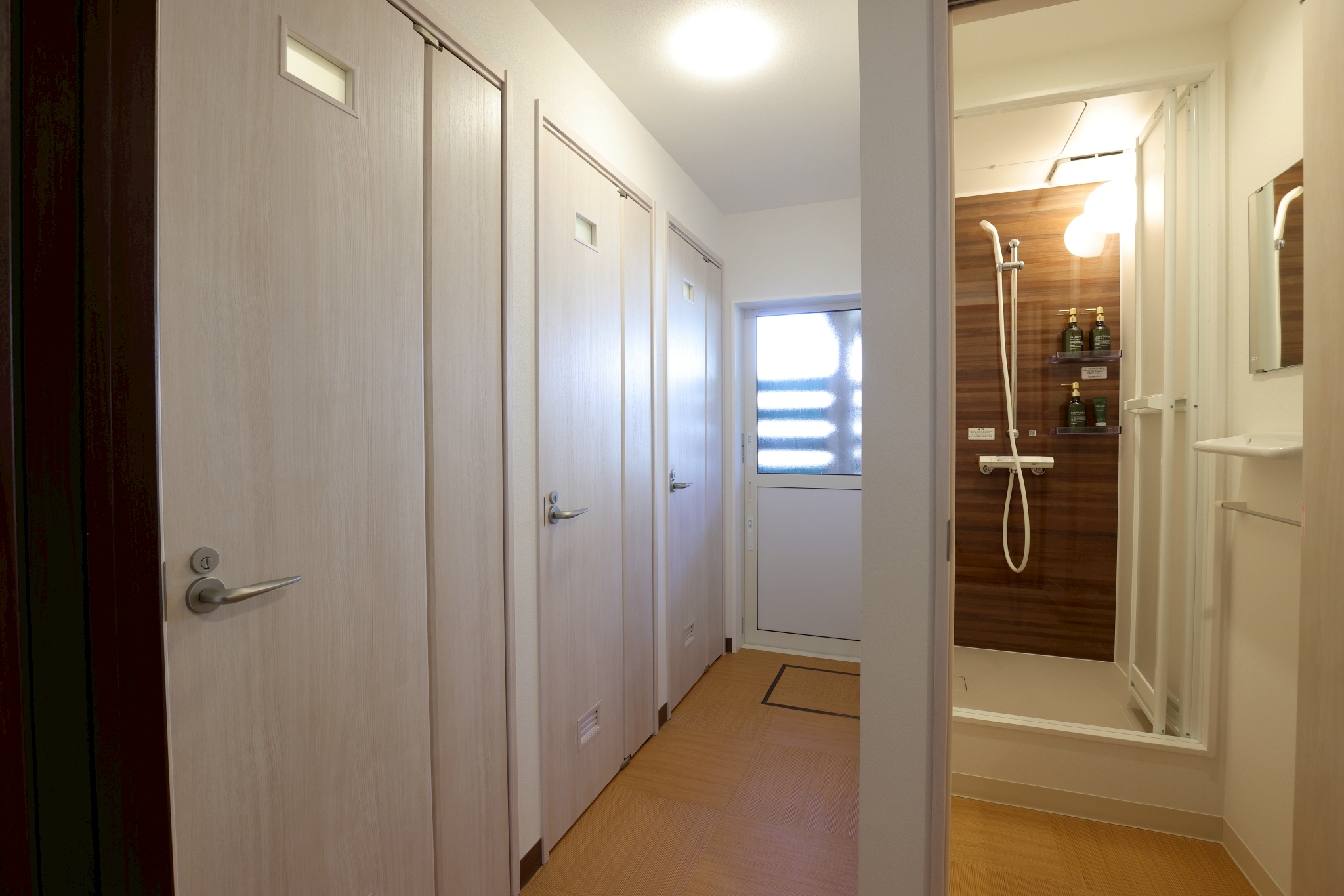 シャワールーム