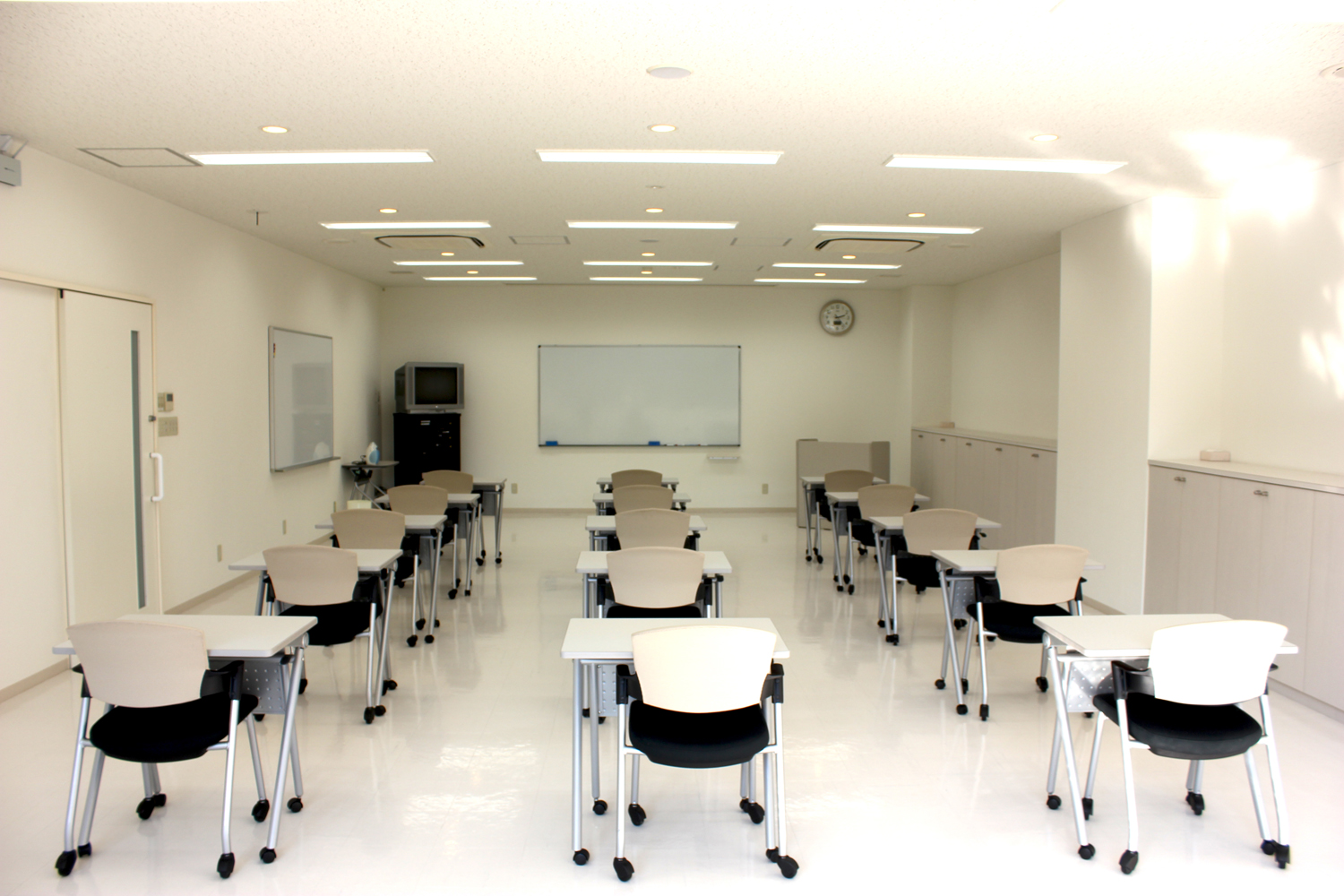 ミーティングルーム1