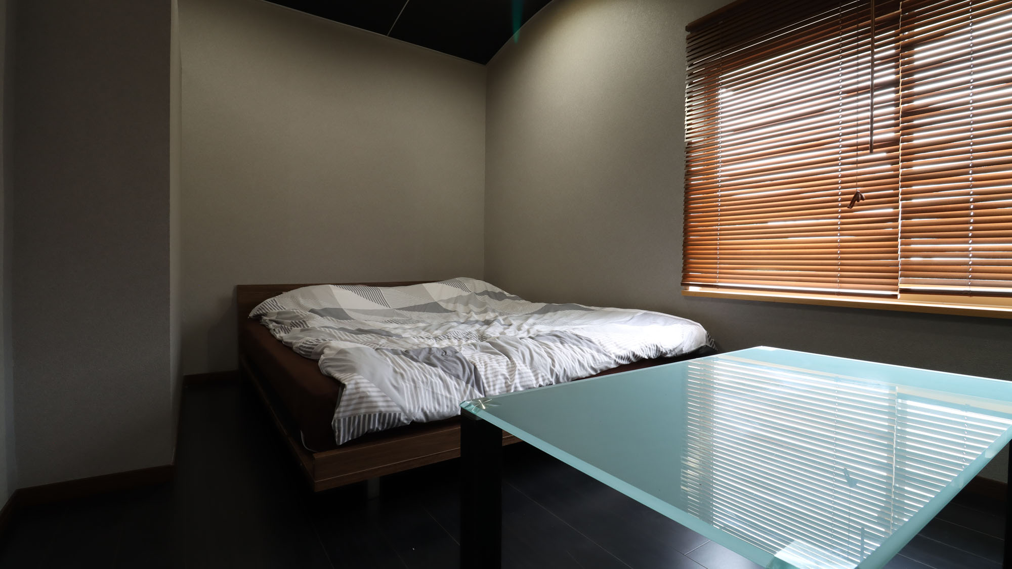 【3号棟】キングサイズベッドでゆったり寛げるお部屋