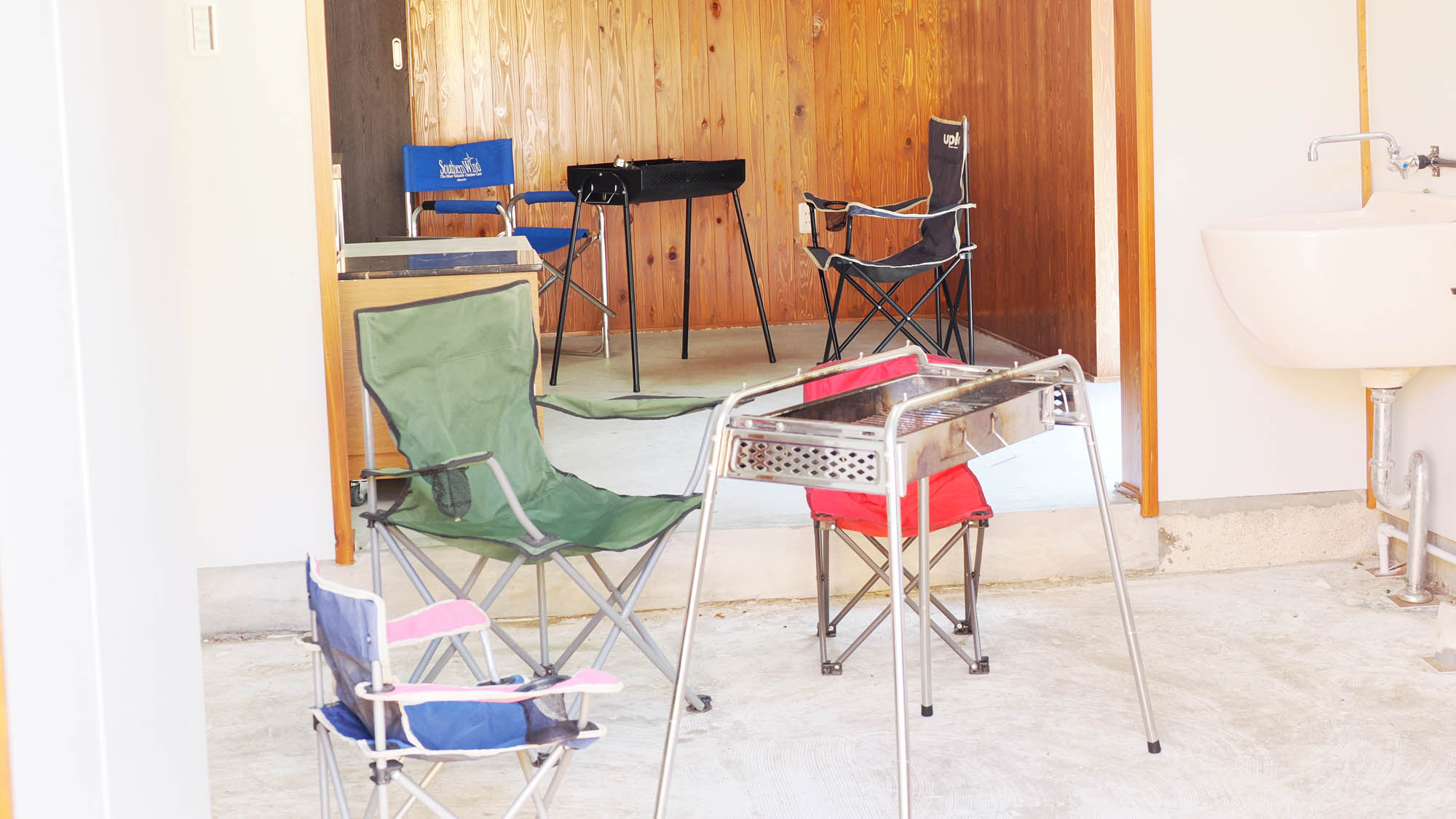 ＊【共用BBQスペース】コンロやいすテーブルはレンタルがございます