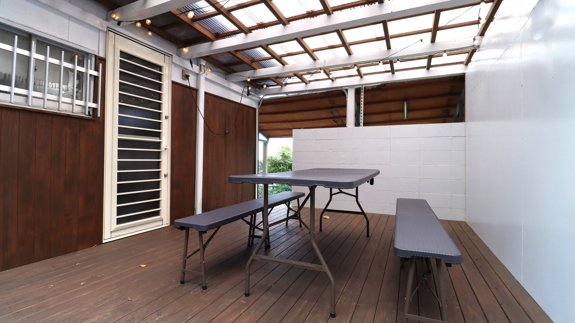 【8号棟】BBQがおすすめの屋根付きオーシャンビューデッキ