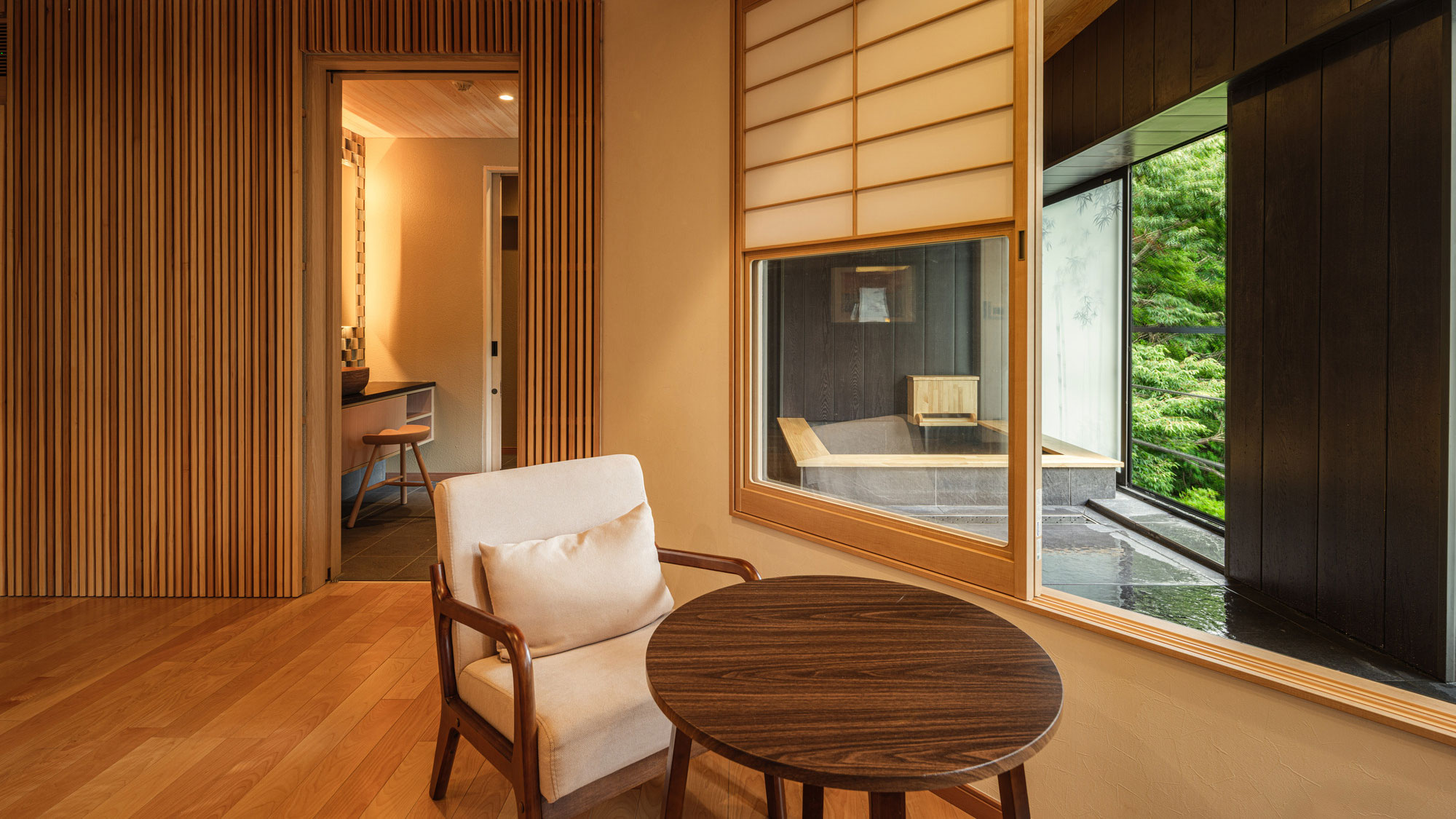 デラックスルーム