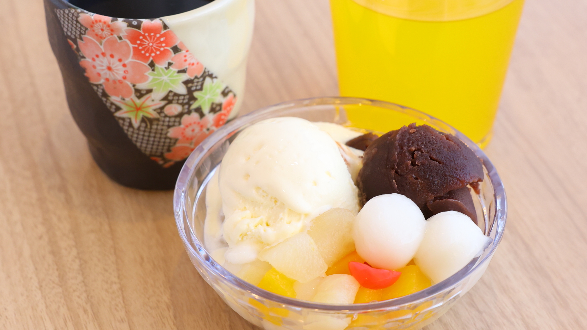 ◆【和ラウンジ 羽二重茶寮】あんみつバイキング