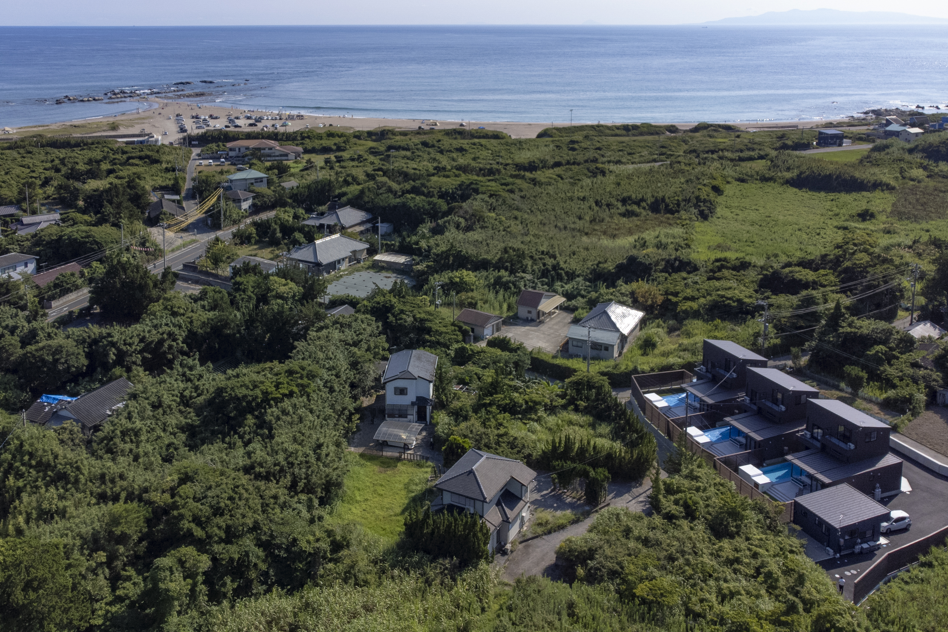 根本海岸から徒歩約５分