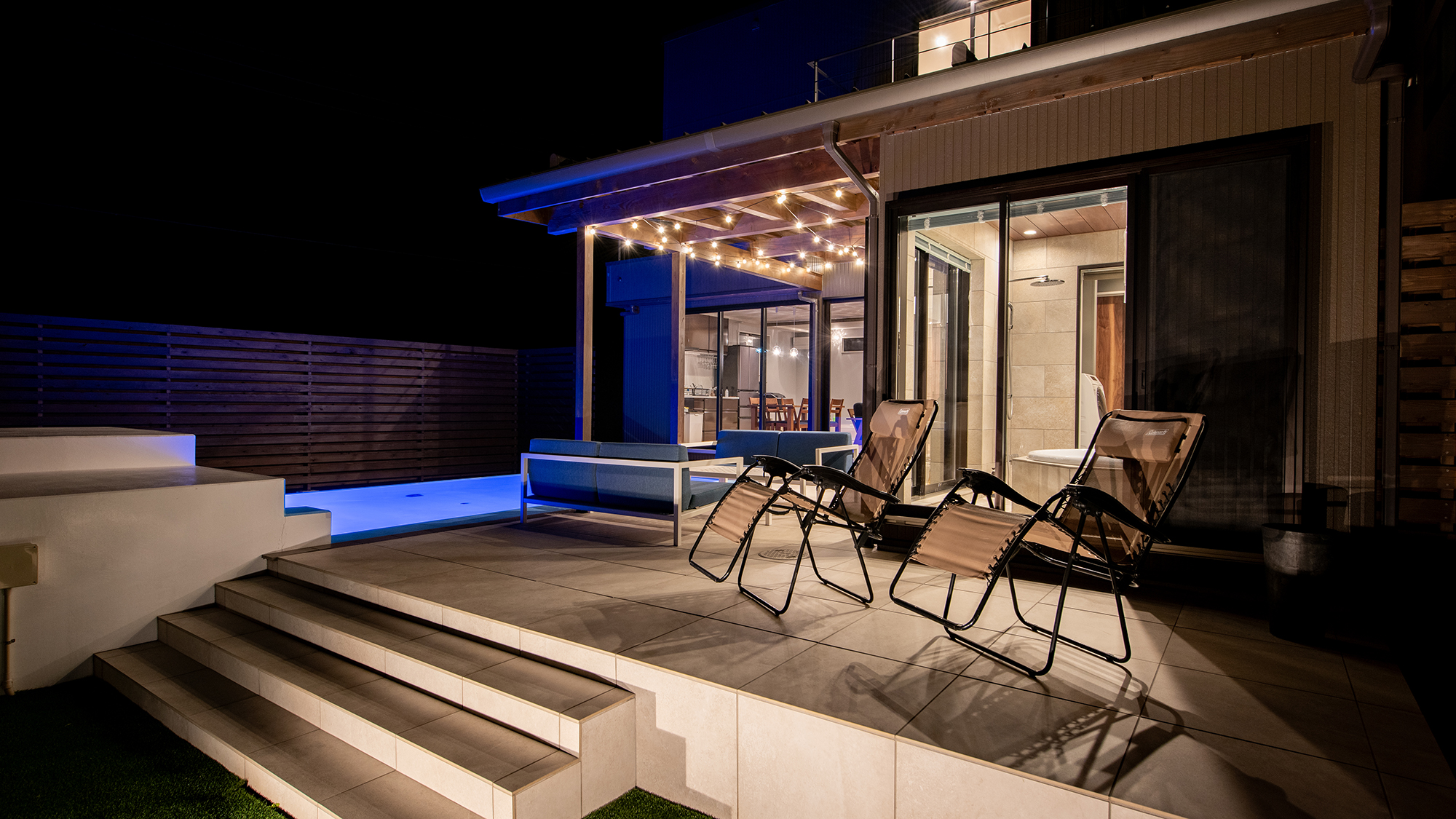 *【テラス（夜）】ナイトテラスで語らう特別な思い出を。