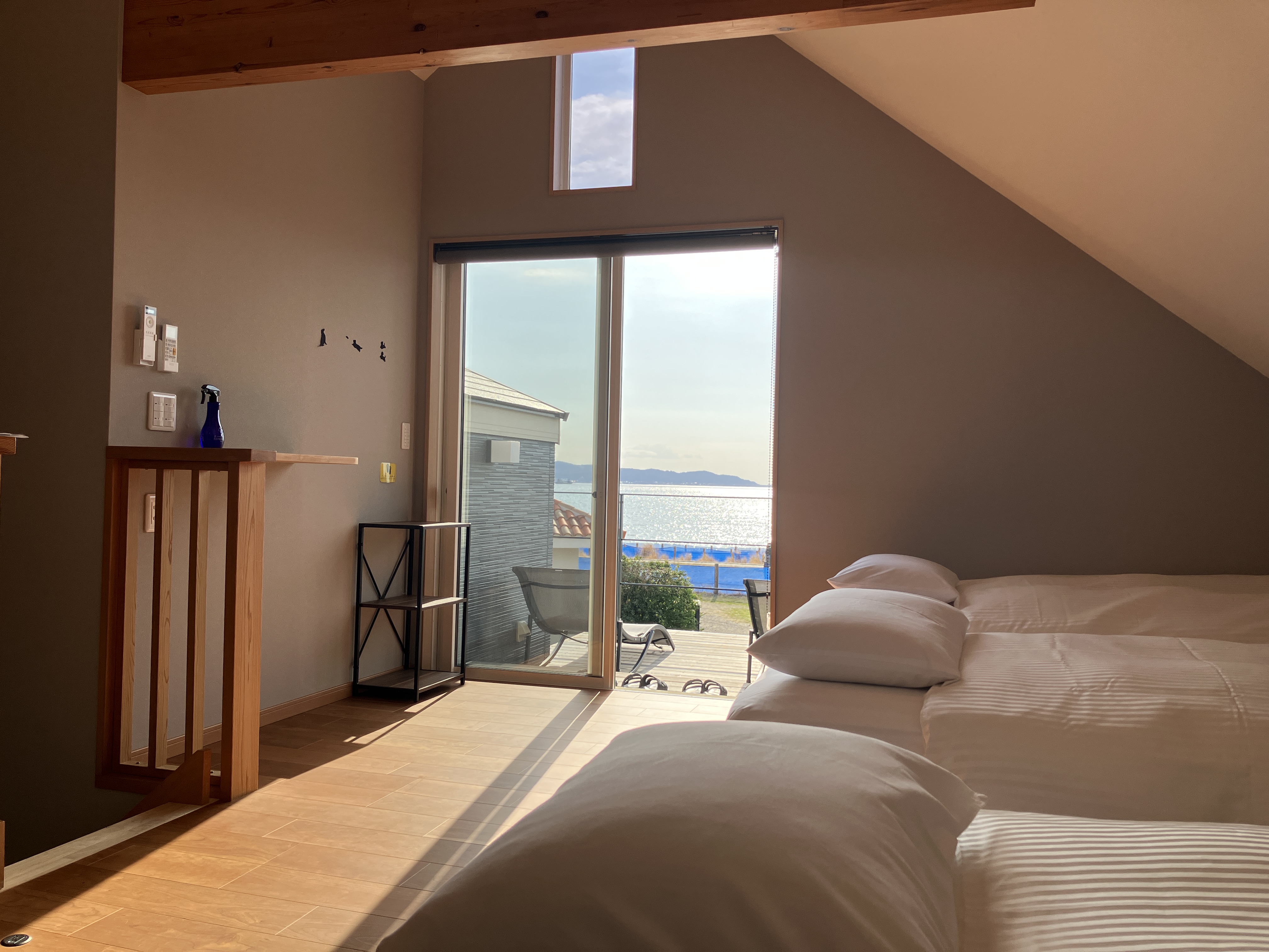 *【ロフト（2階）】屋根裏のような落ち着いた空間でゆったり眠る特別な時間