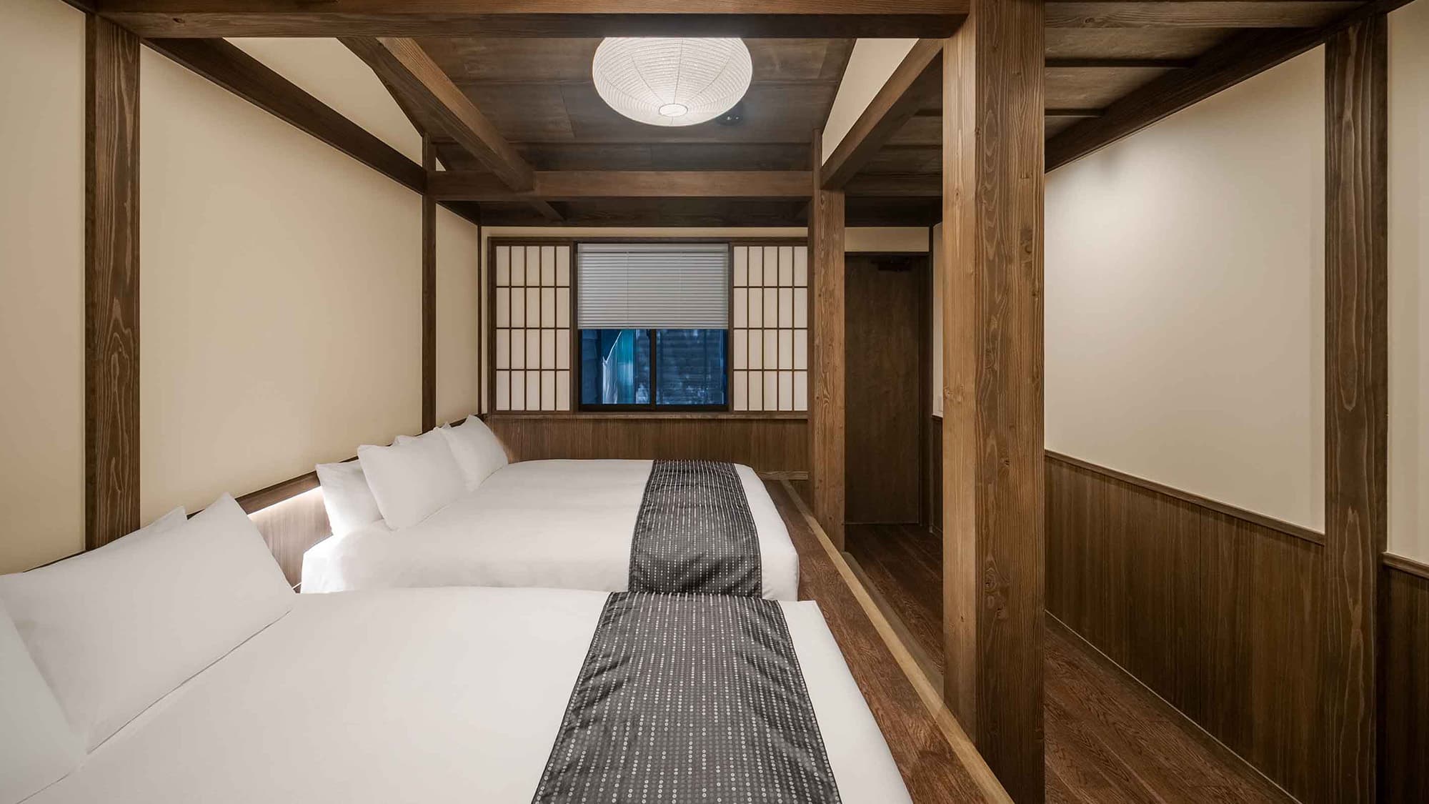 【ゆう奈】2F洋寝室