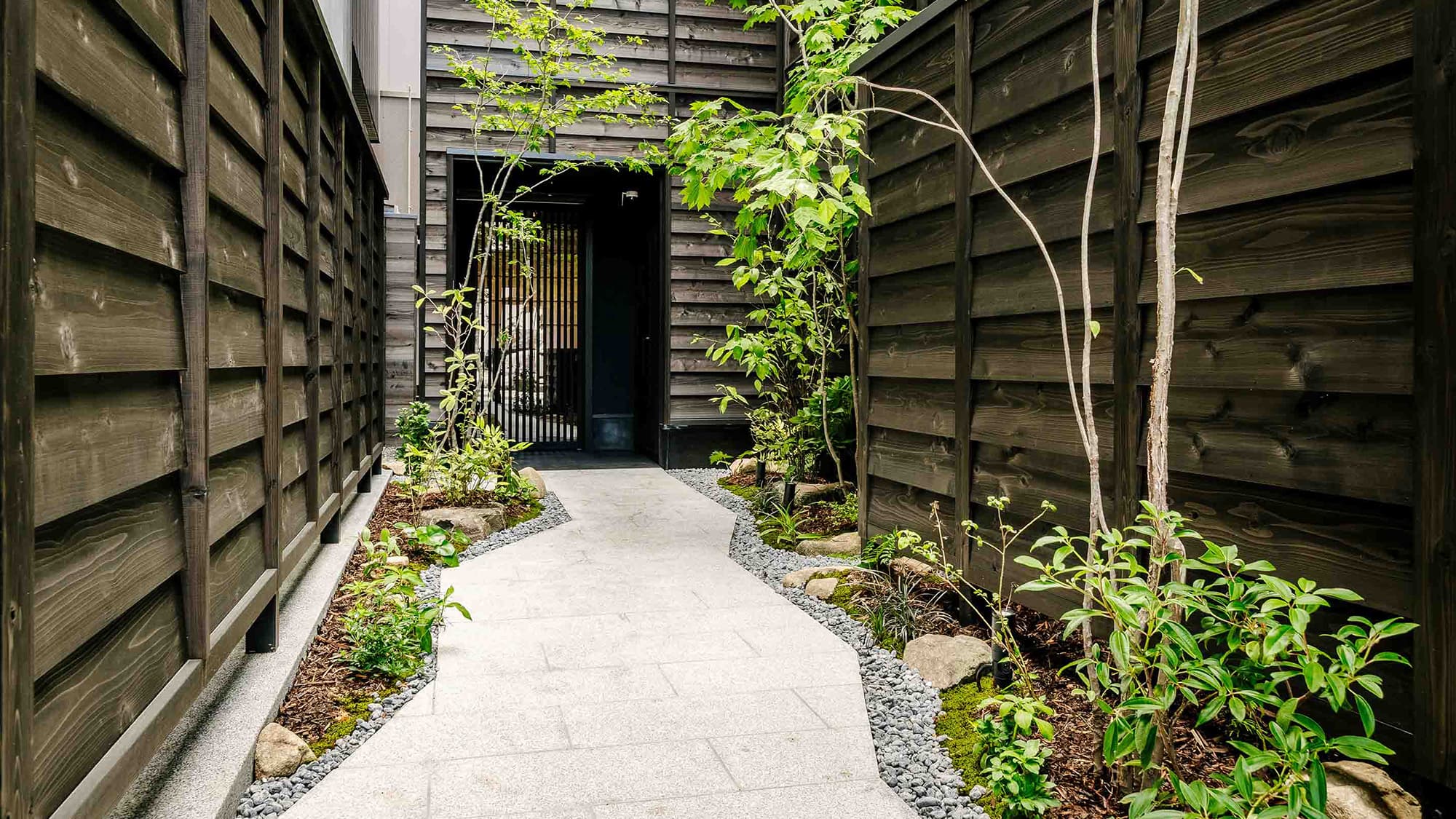 【ゆう奈】前庭